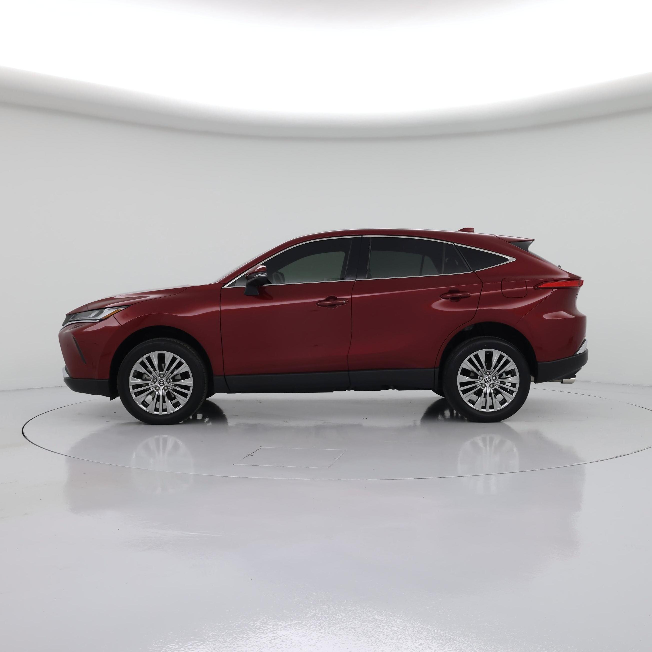 Thumbnail: 2024 Toyota Venza - 3