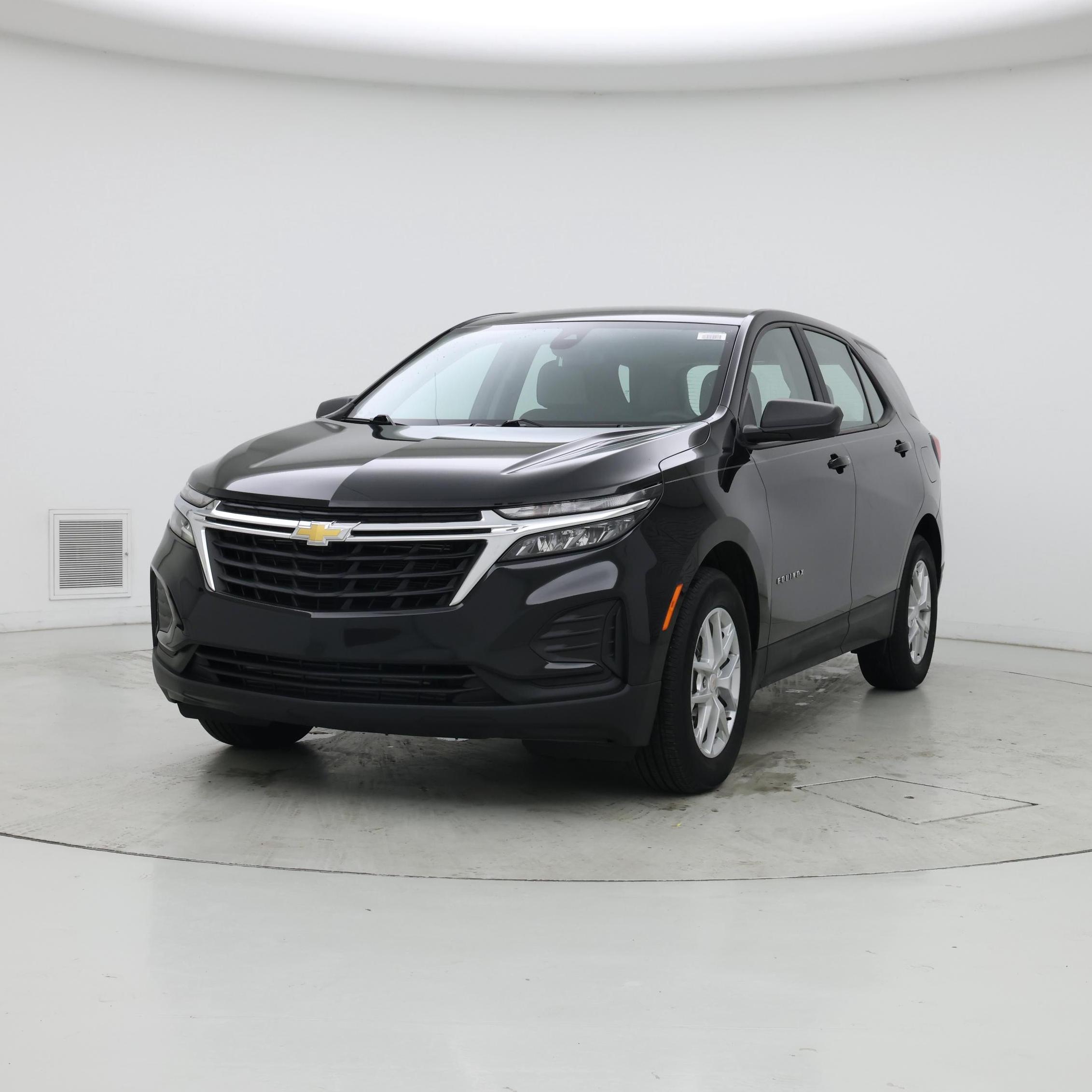 Thumbnail: 2023 Chevrolet Equinox - 4