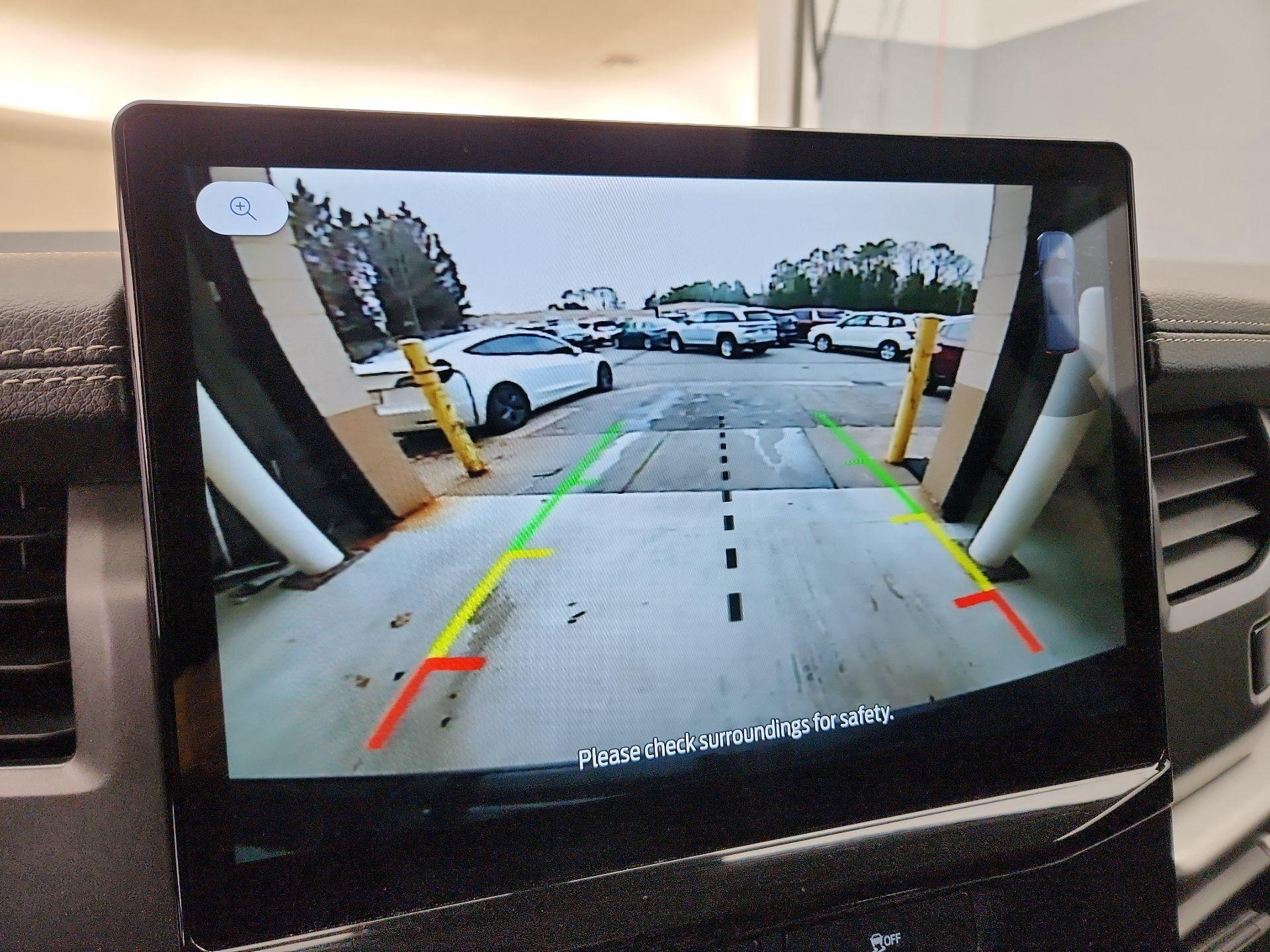 Thumbnail: 2024 Ford Expedition - 15