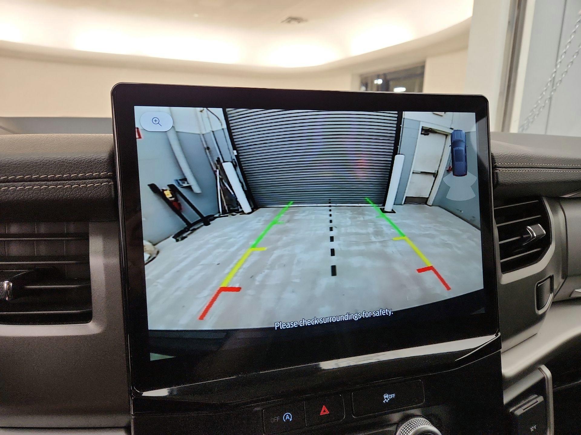 Thumbnail: 2024 Ford Expedition - 15