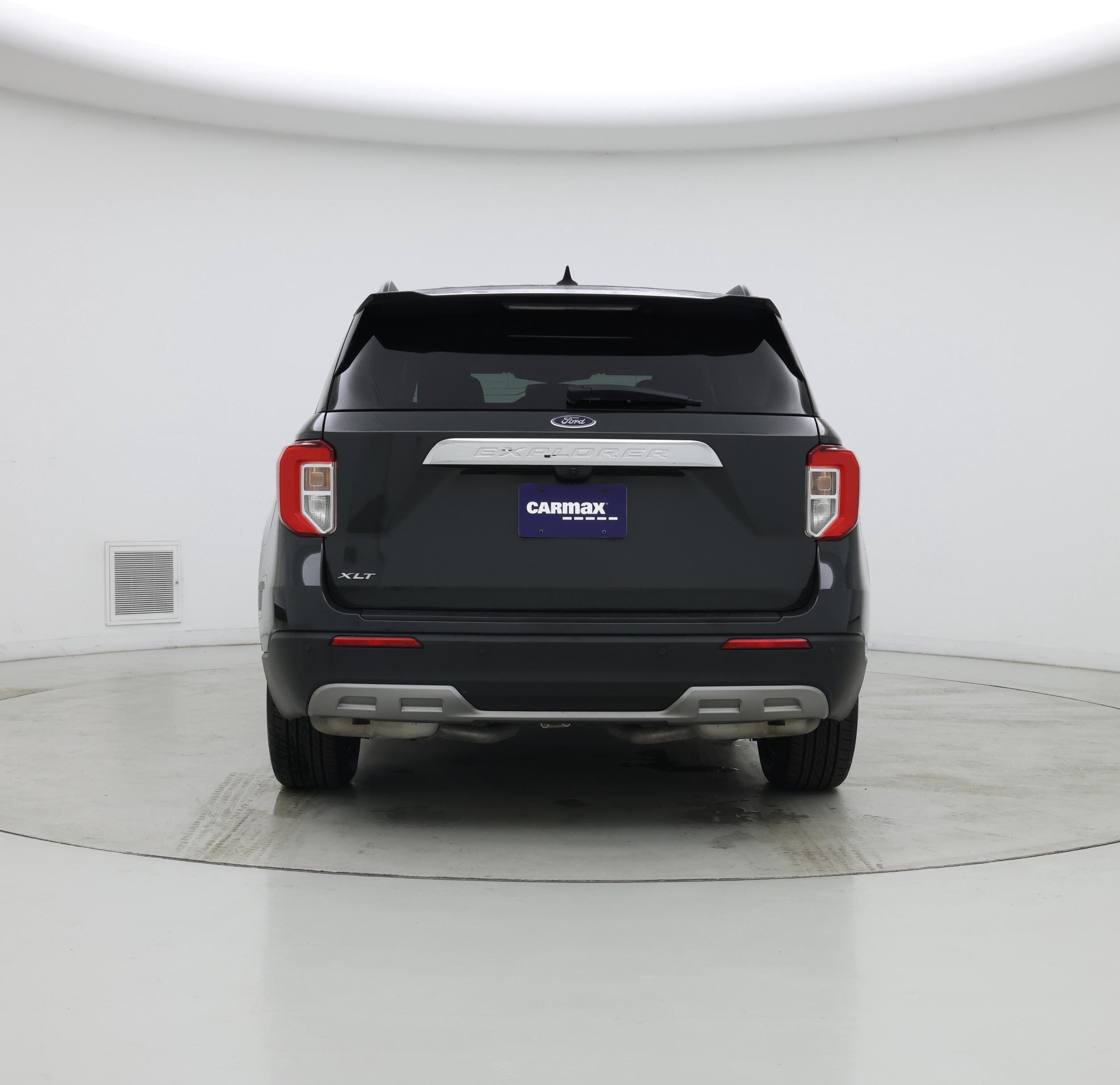 Thumbnail: 2022 Ford Explorer - 6