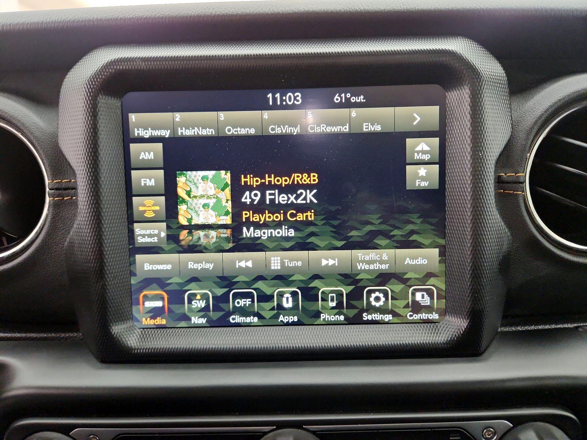 Thumbnail: 2023 Jeep Gladiator - 16