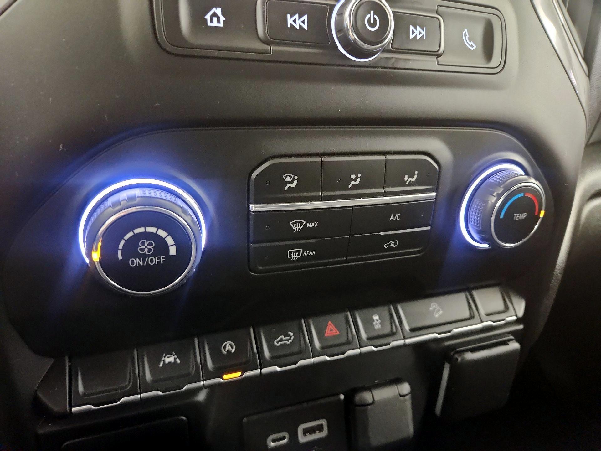 Thumbnail: 2022 Chevrolet Silverado 1500 - 16