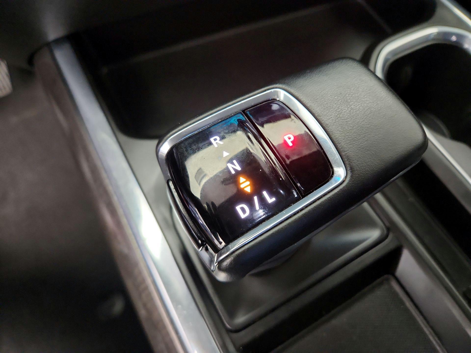 Thumbnail: 2024 Chevrolet Silverado 1500 - 18