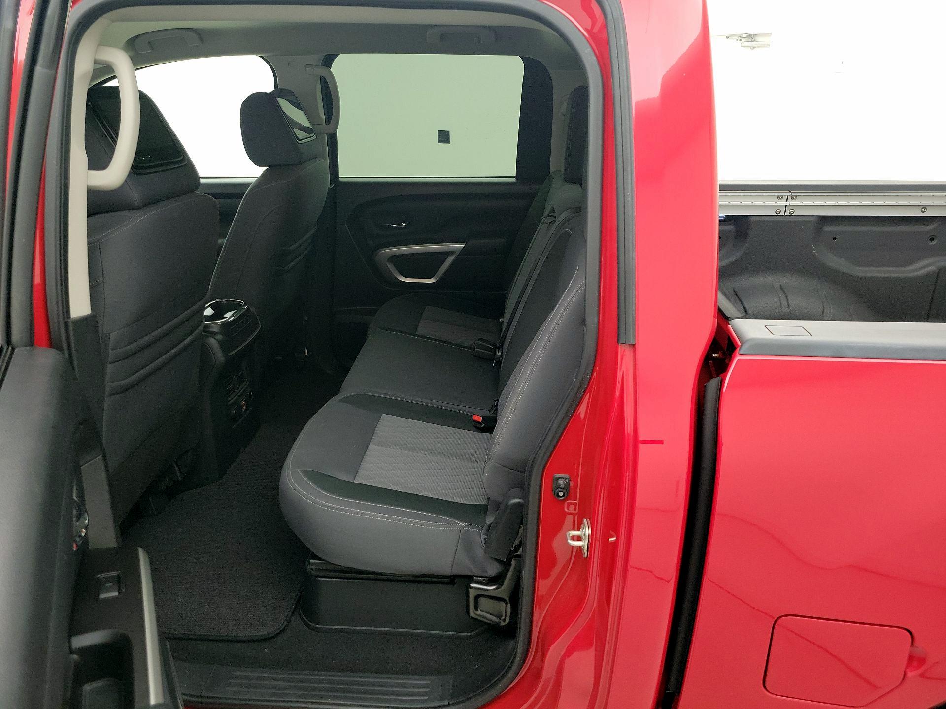 Thumbnail: 2021 Nissan Titan - 20