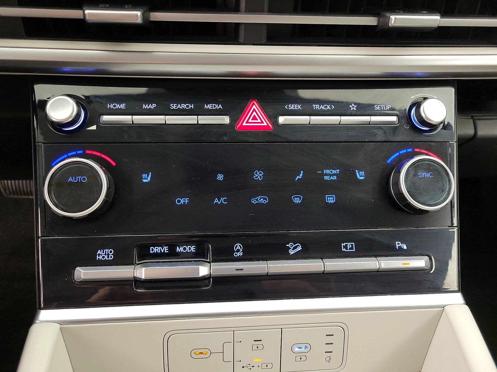 Thumbnail: 2025 Hyundai Santa Fe - 16