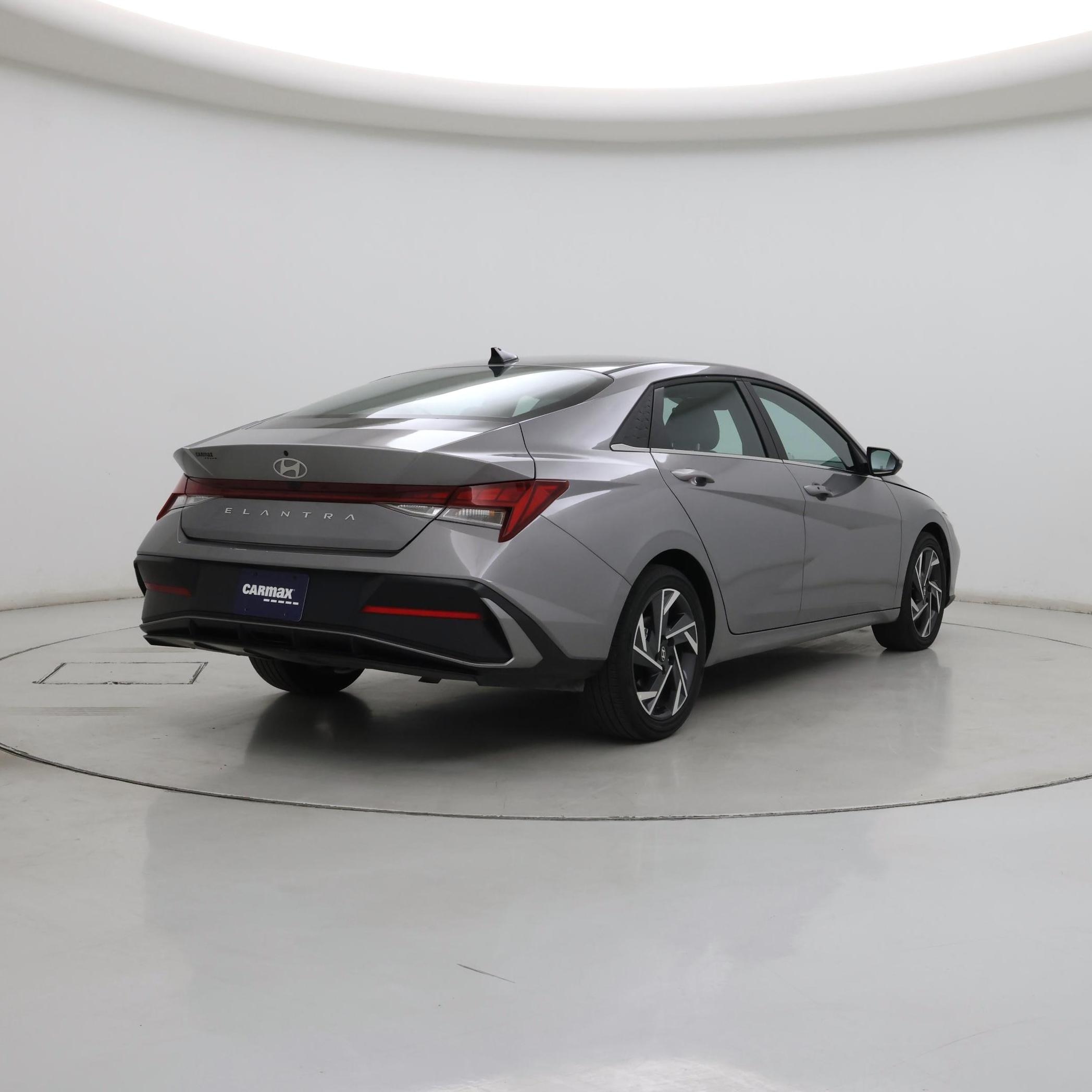 Thumbnail: 2025 Hyundai Elantra - 8