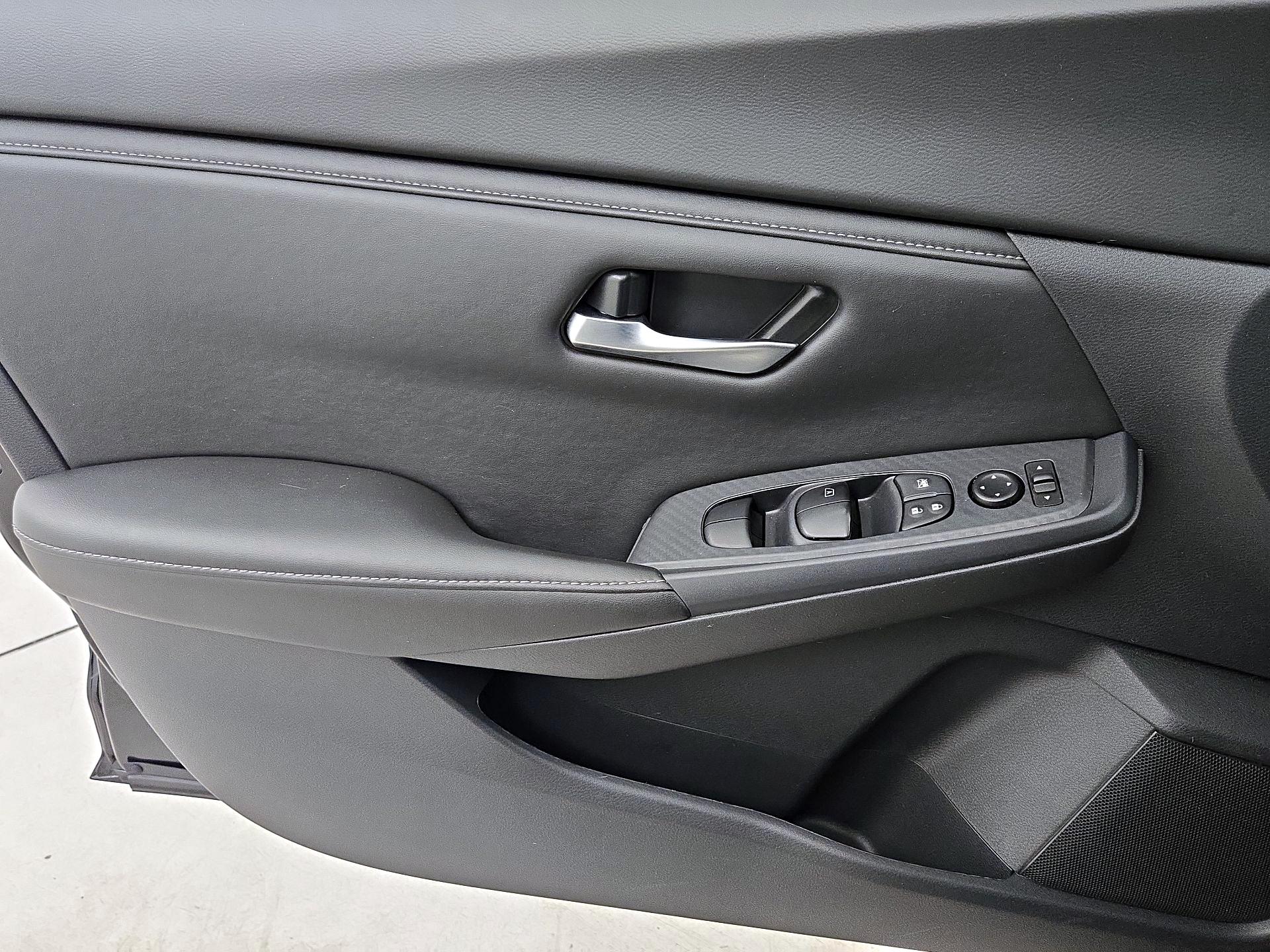 Thumbnail: 2025 Nissan Sentra - 12