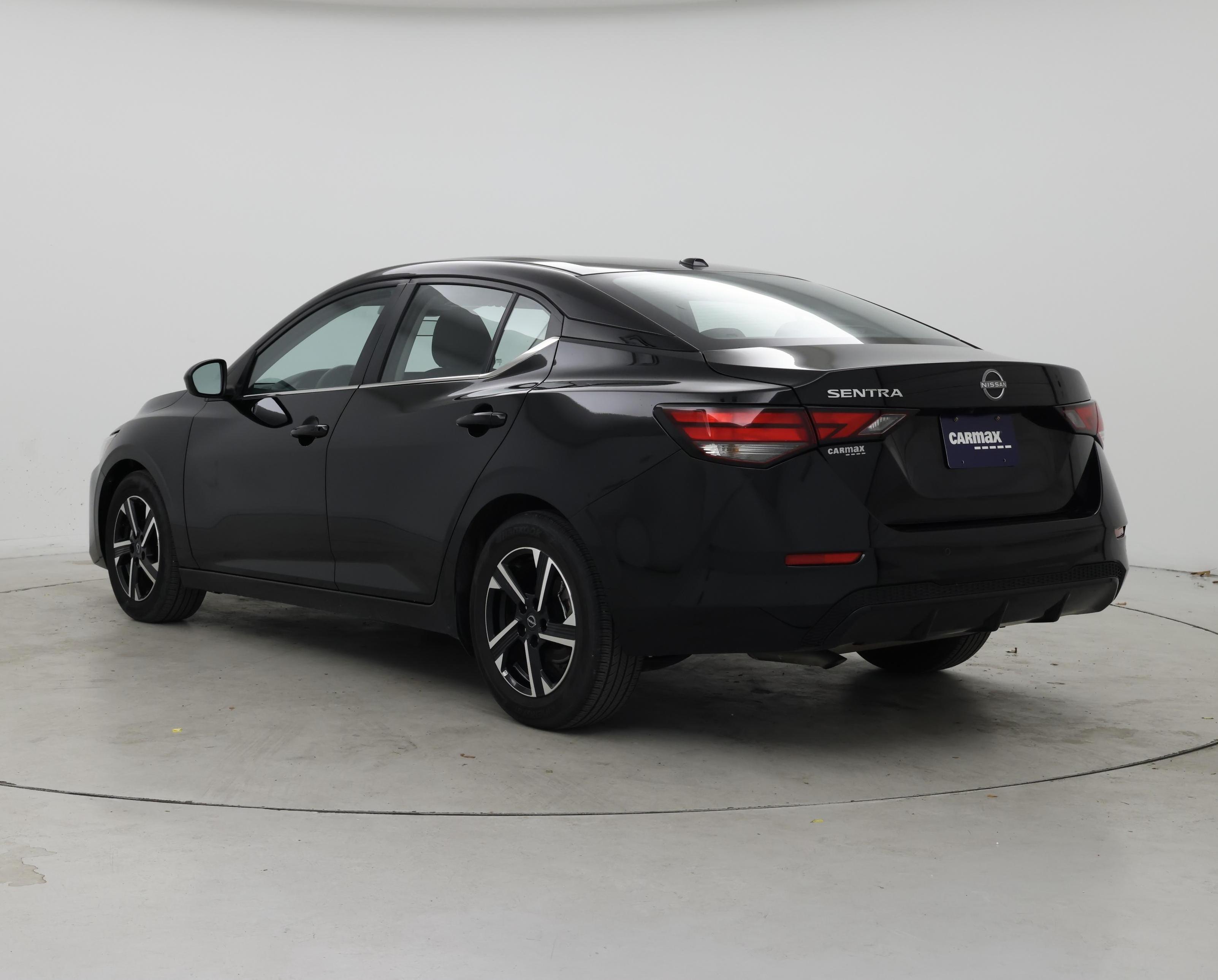 Thumbnail: 2025 Nissan Sentra - 2