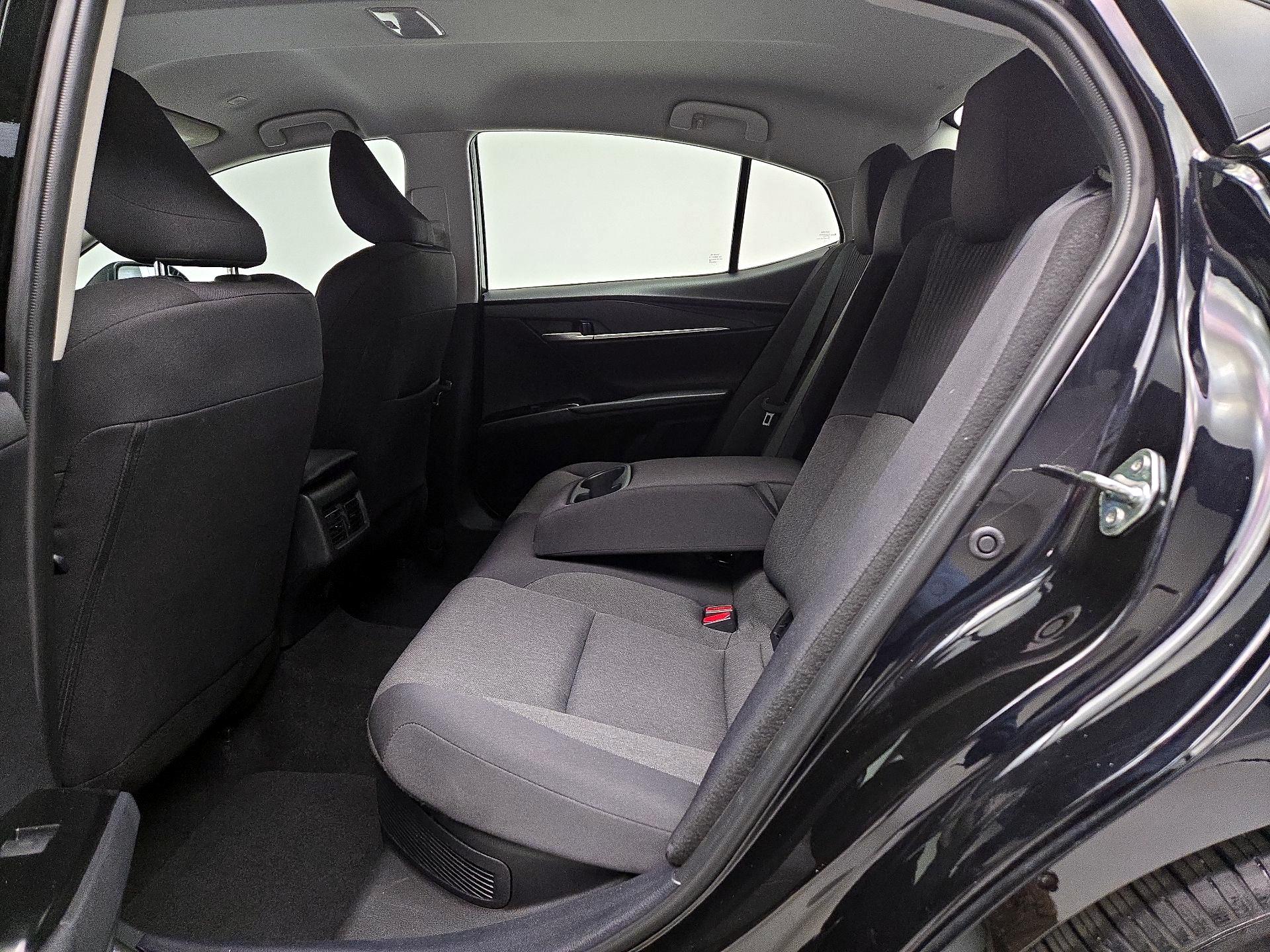 Thumbnail: 2025 Toyota Camry - 19