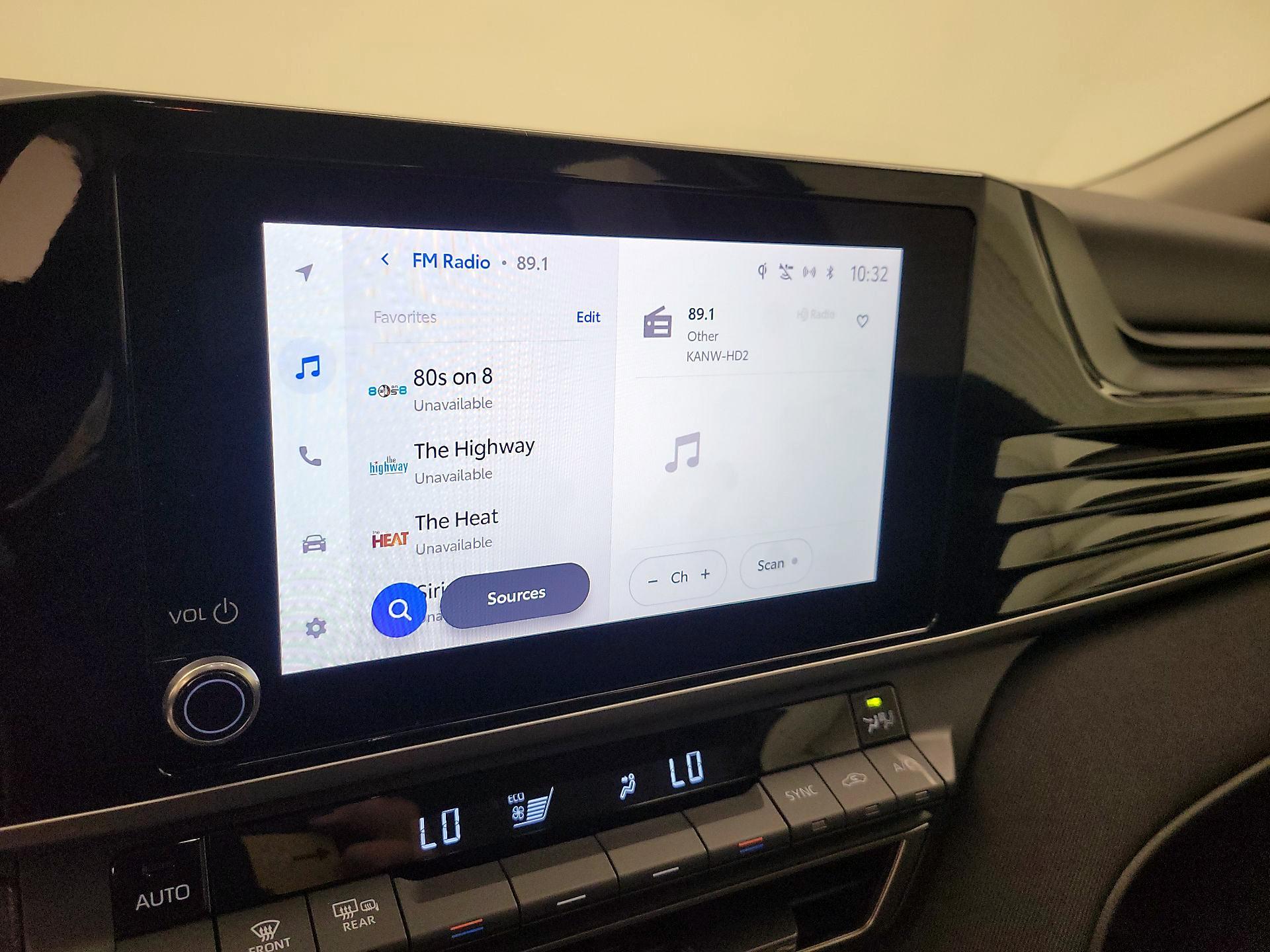 Thumbnail: 2025 Toyota Camry - 13