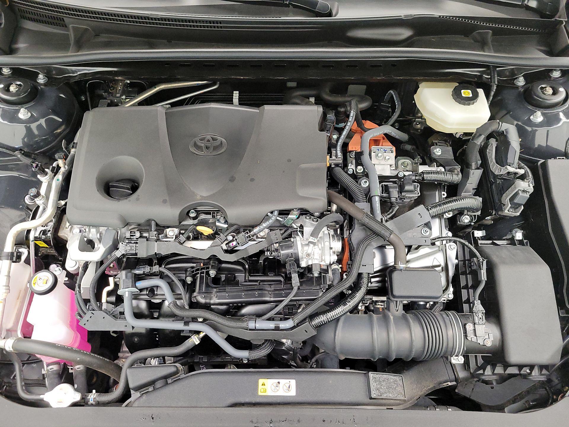 Thumbnail: 2025 Toyota Camry - 18