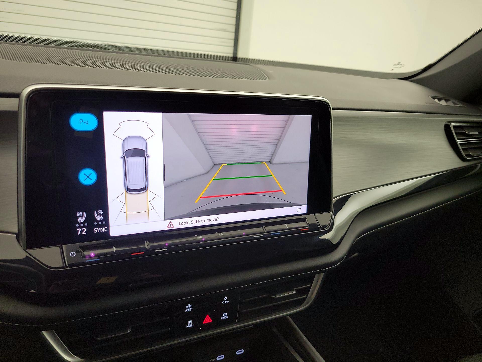 Thumbnail: 2025 Volkswagen Atlas - 14