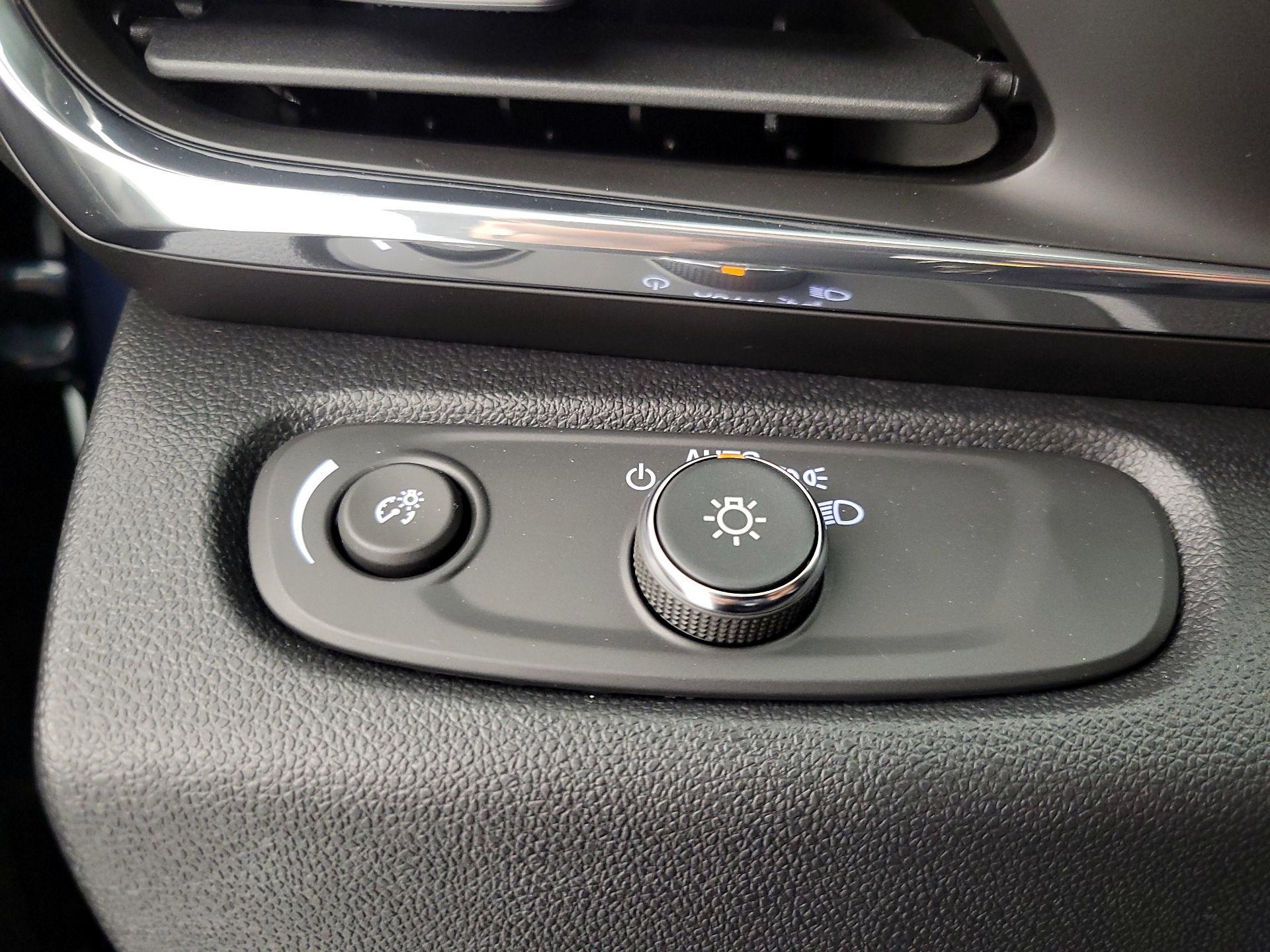 Thumbnail: 2025 Buick Envista - 13