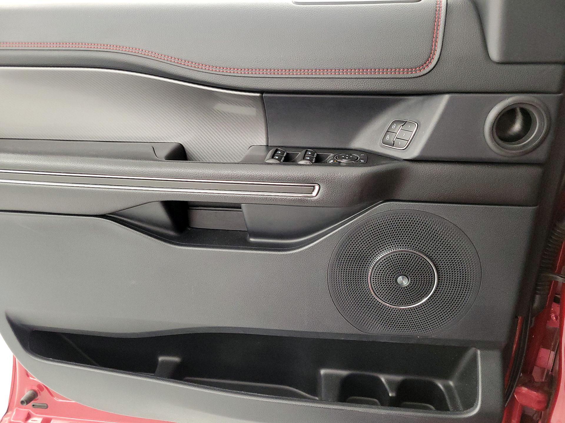 Thumbnail: 2020 Ford Expedition - 12