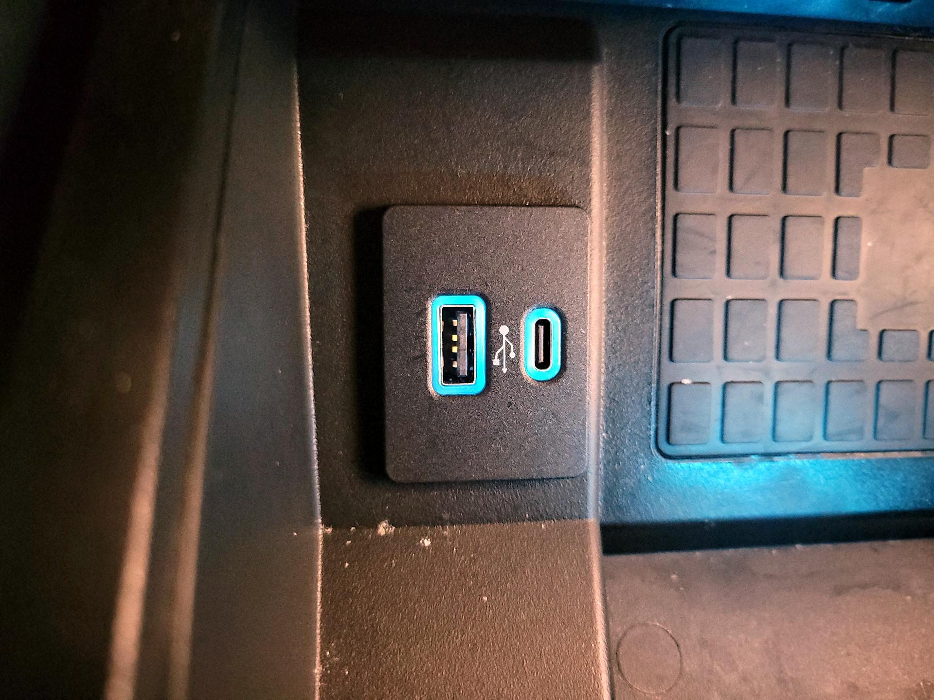 Thumbnail: 2020 Ford Expedition - 19