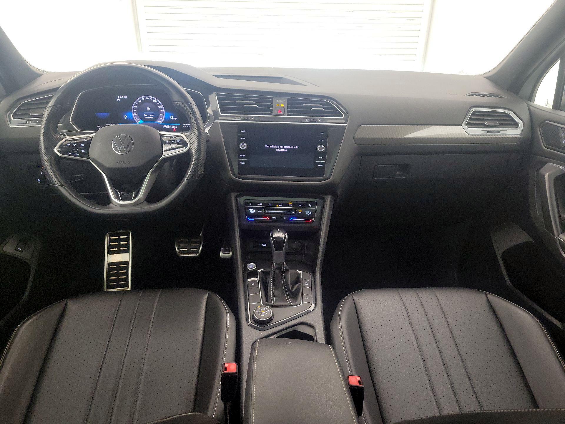 Thumbnail: 2022 Volkswagen Tiguan - 9