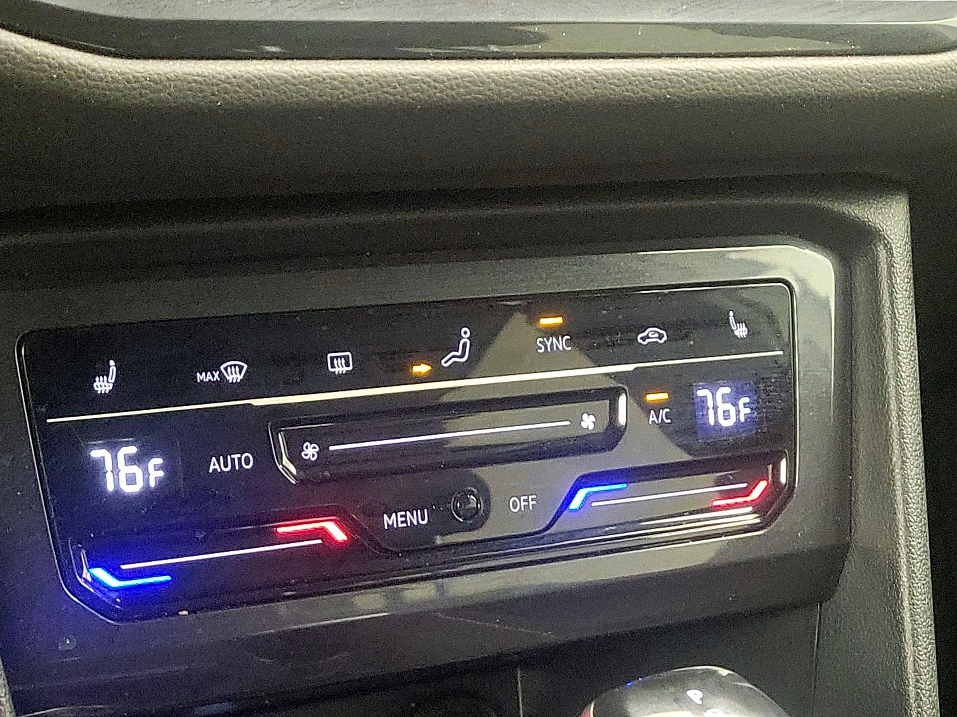 Thumbnail: 2022 Volkswagen Tiguan - 16