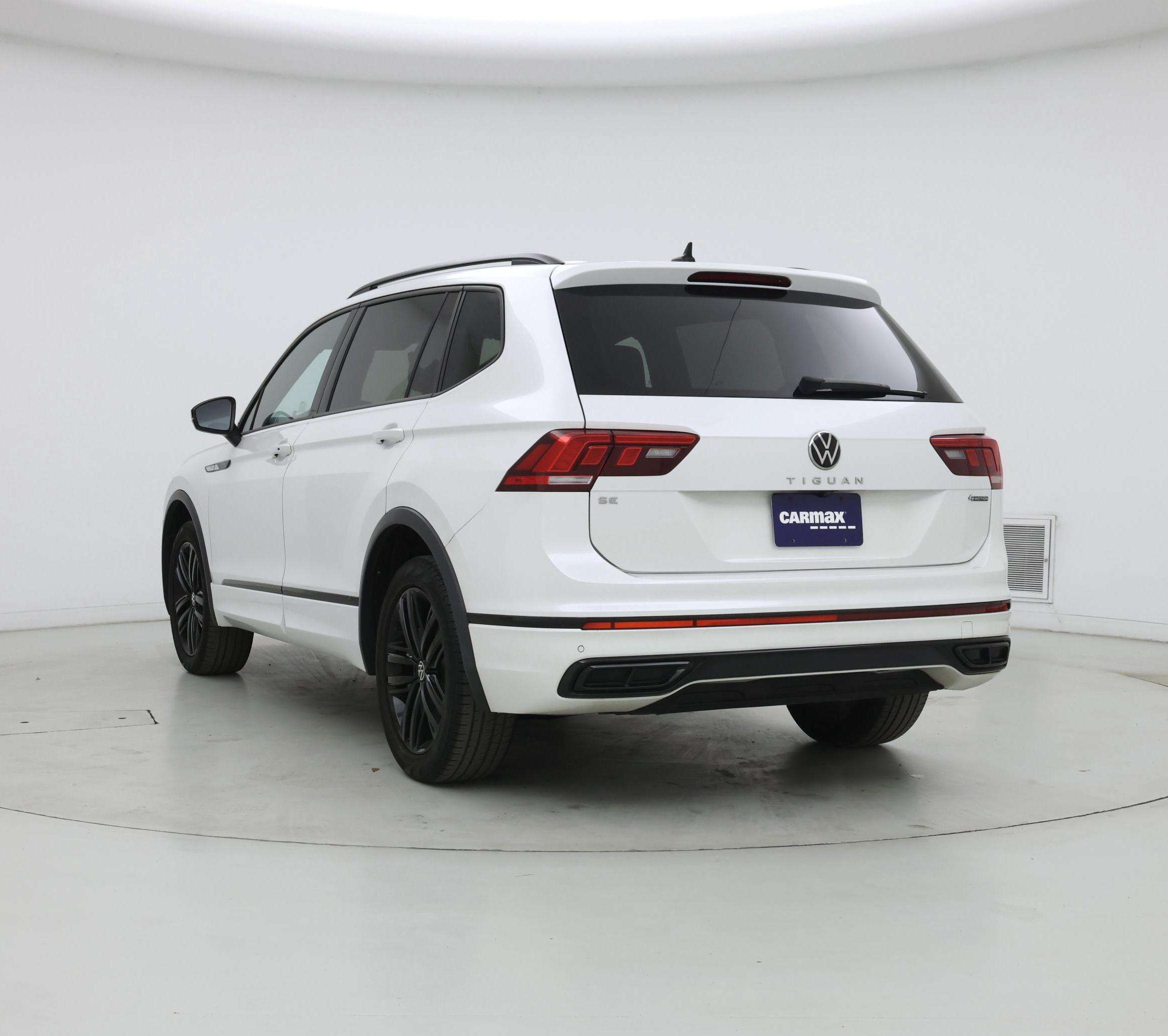 Thumbnail: 2022 Volkswagen Tiguan - 2