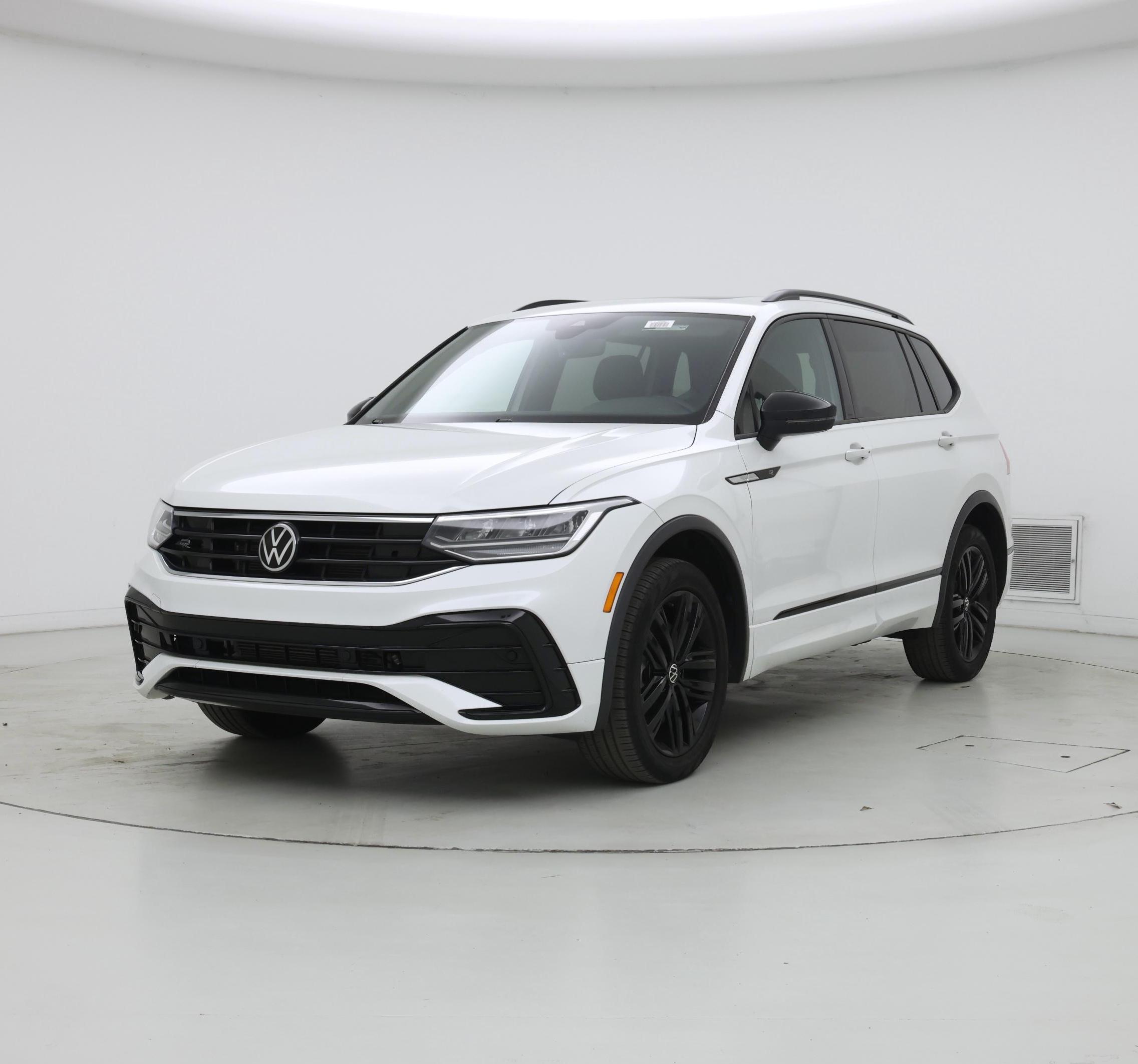 Thumbnail: 2022 Volkswagen Tiguan - 4