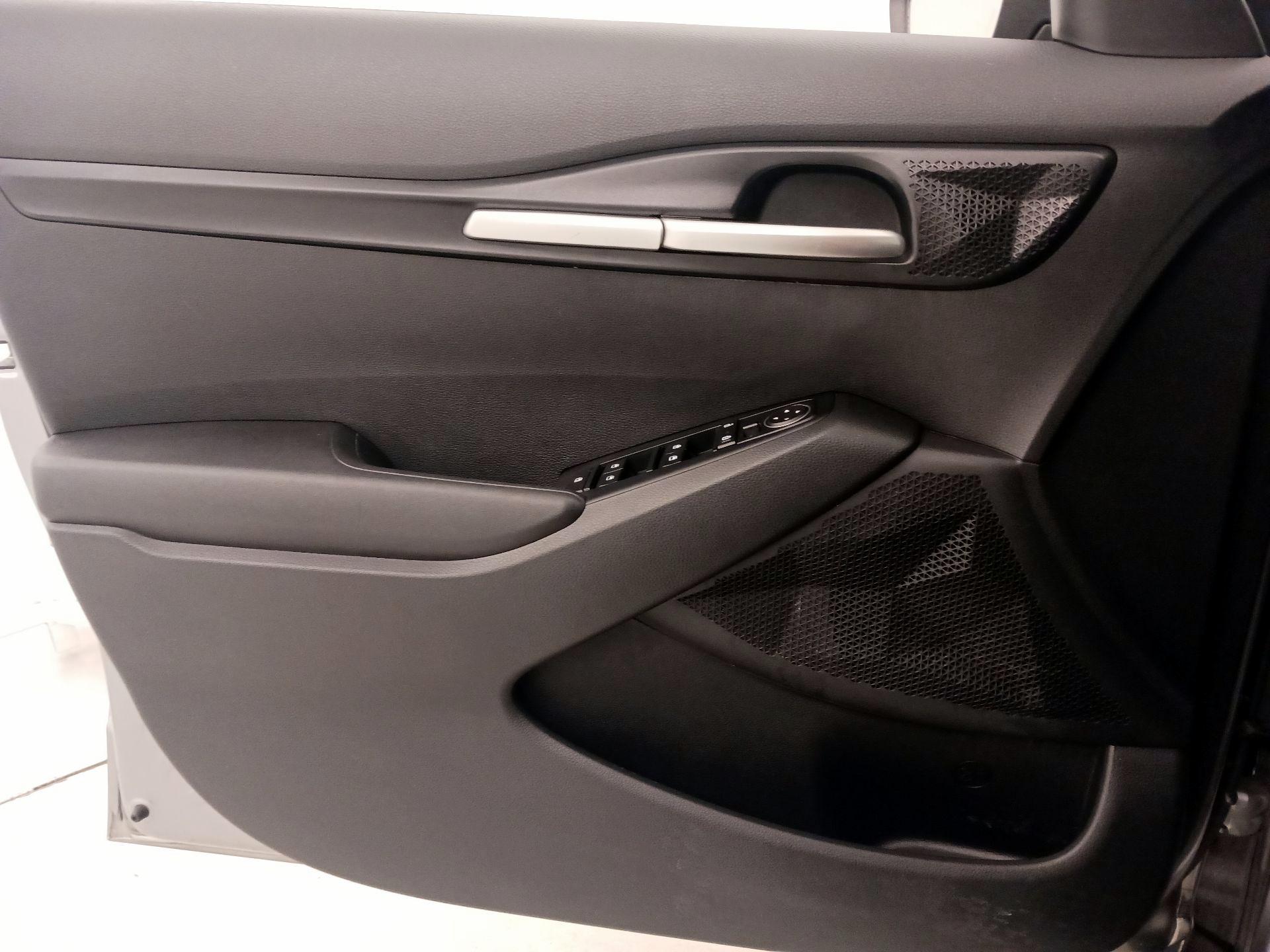 Thumbnail: 2021 Kia Seltos - 12