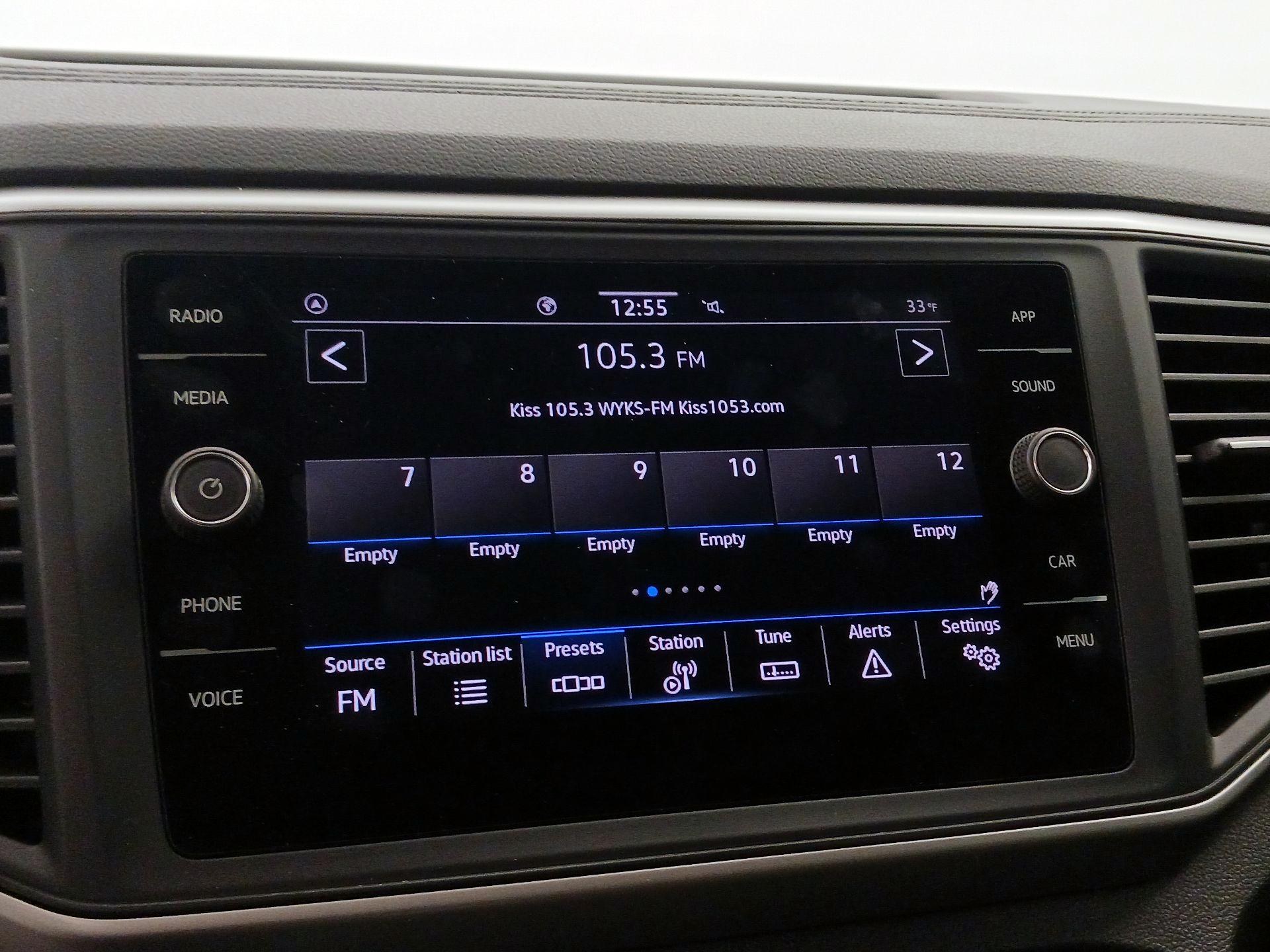 Thumbnail: 2021 Volkswagen Atlas - 15