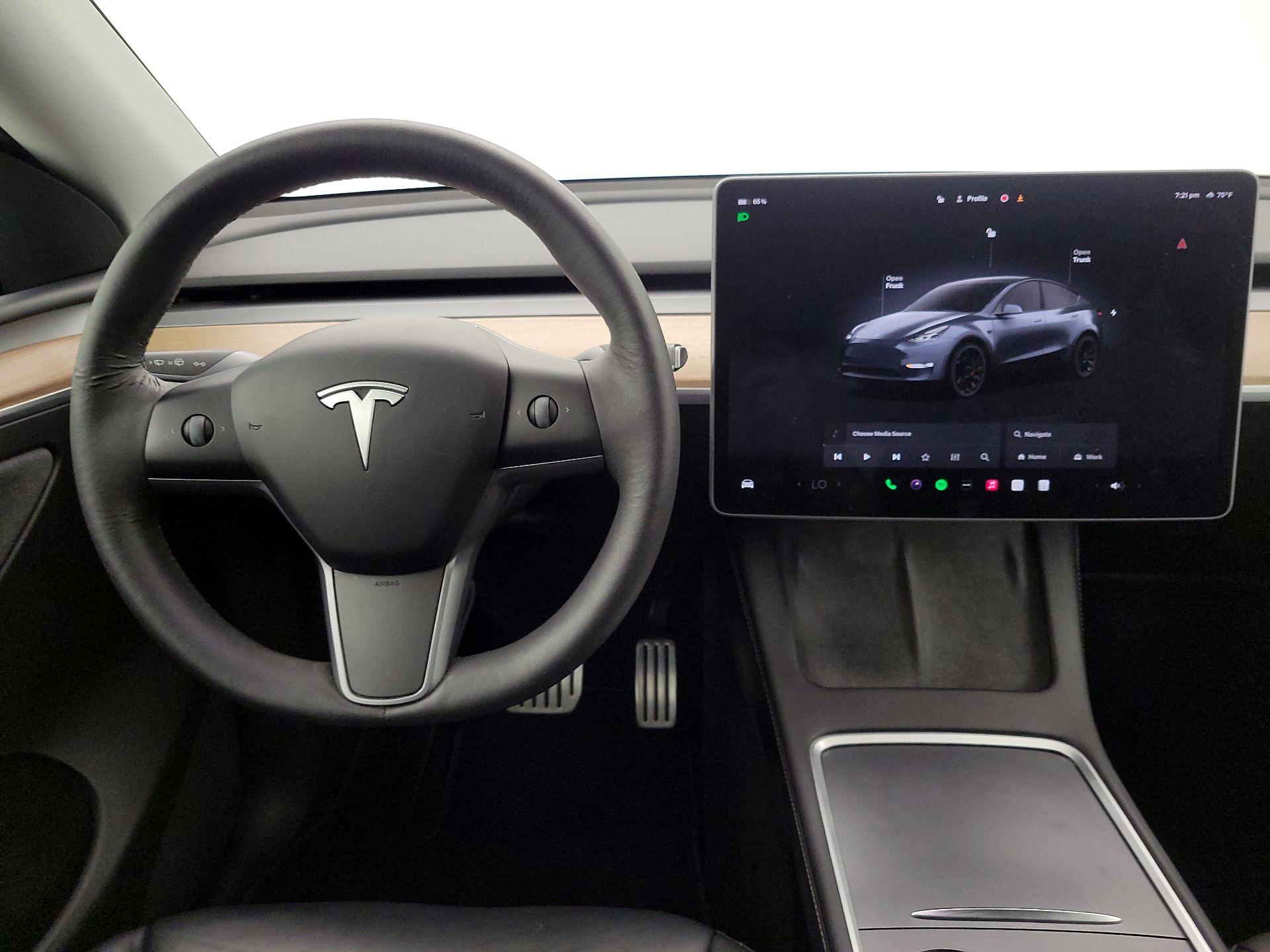 Thumbnail: 2022 Tesla Model Y - 10