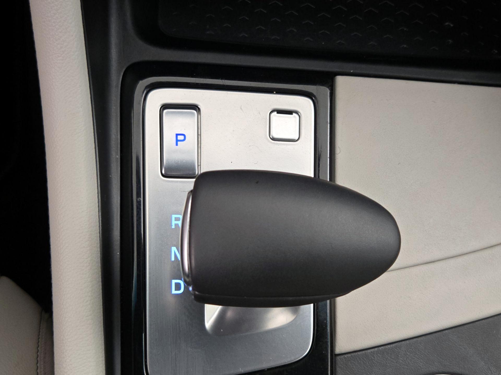 Thumbnail: 2025 Genesis G70 - 18