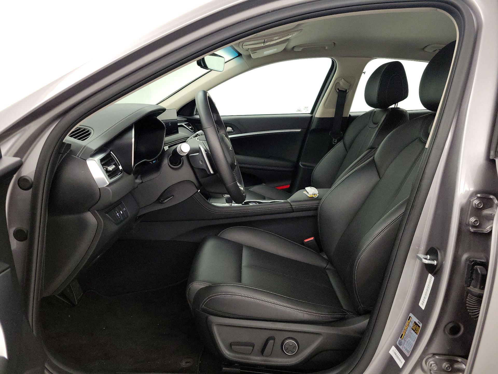 Thumbnail: 2025 Genesis G70 - 11