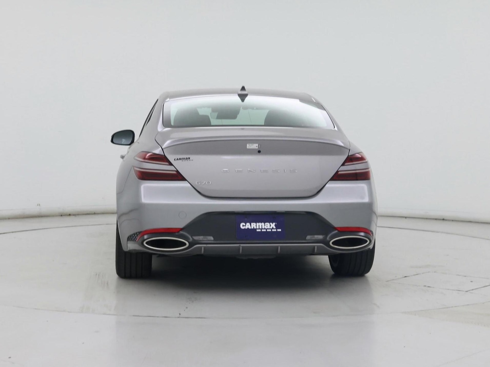 2025 GENESIS G70 Standard - Photo 7