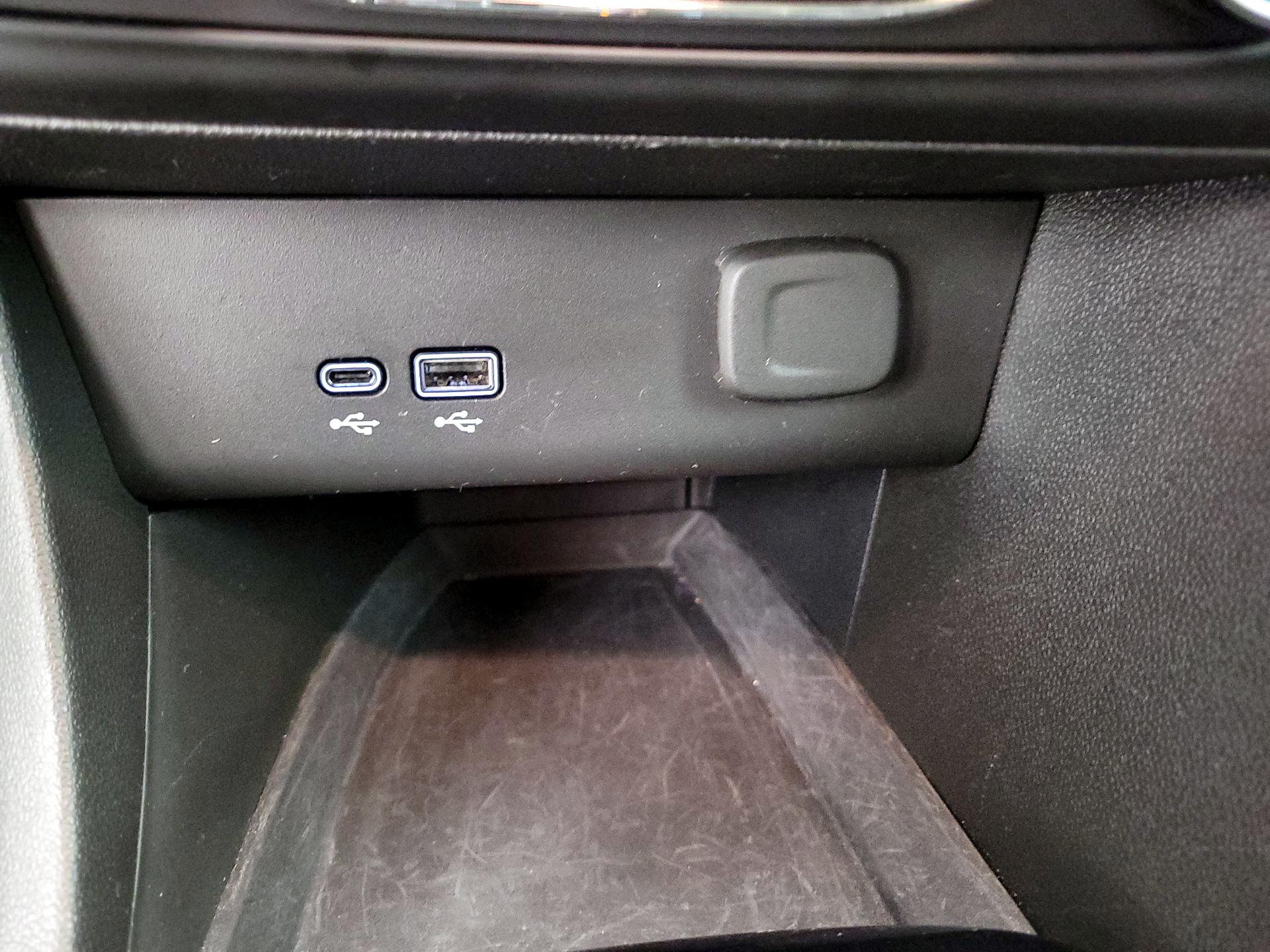 Thumbnail: 2025 Buick Encore GX - 18