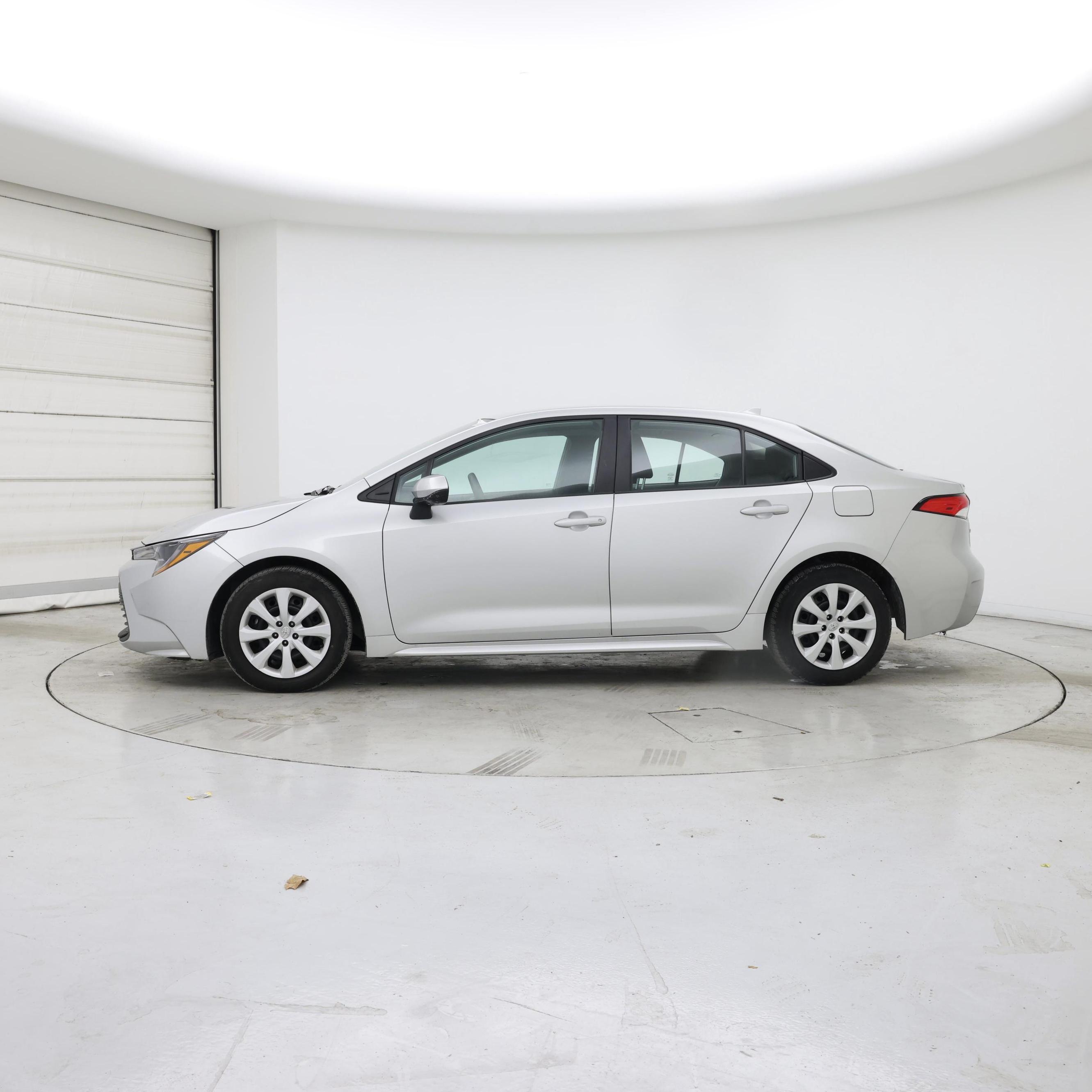 Thumbnail: 2024 Toyota Corolla - 3