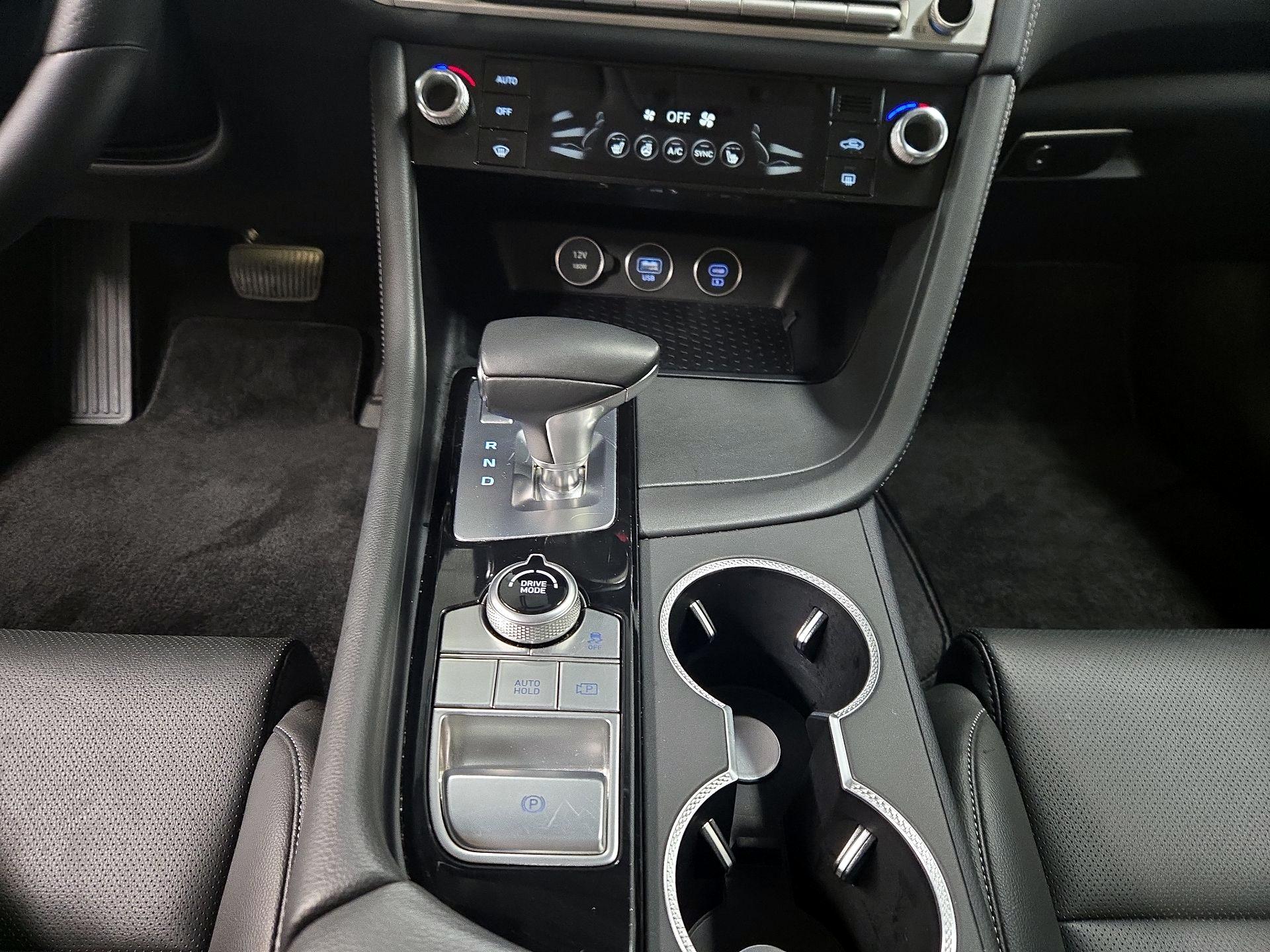 Thumbnail: 2025 Genesis G70 - 18