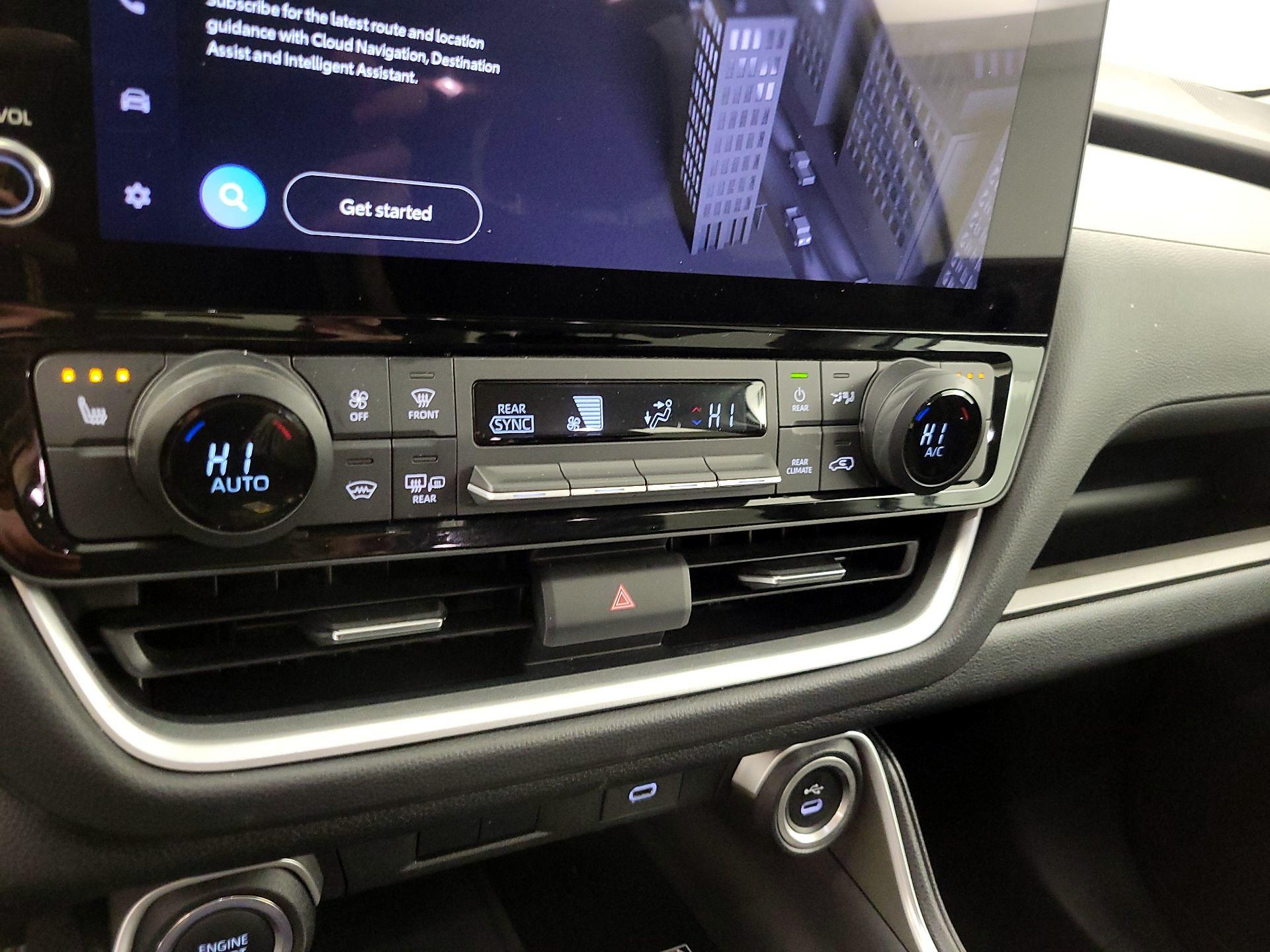 Thumbnail: 2024 Toyota Grand Highlander - 16