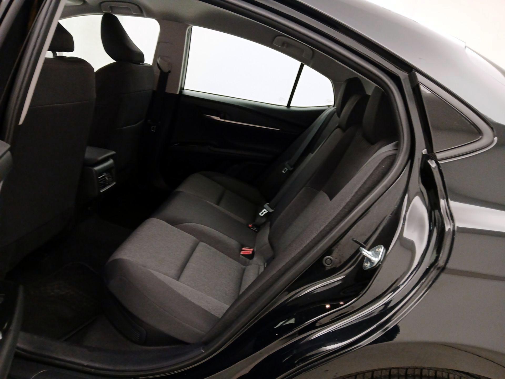 Thumbnail: 2025 Toyota Camry - 19