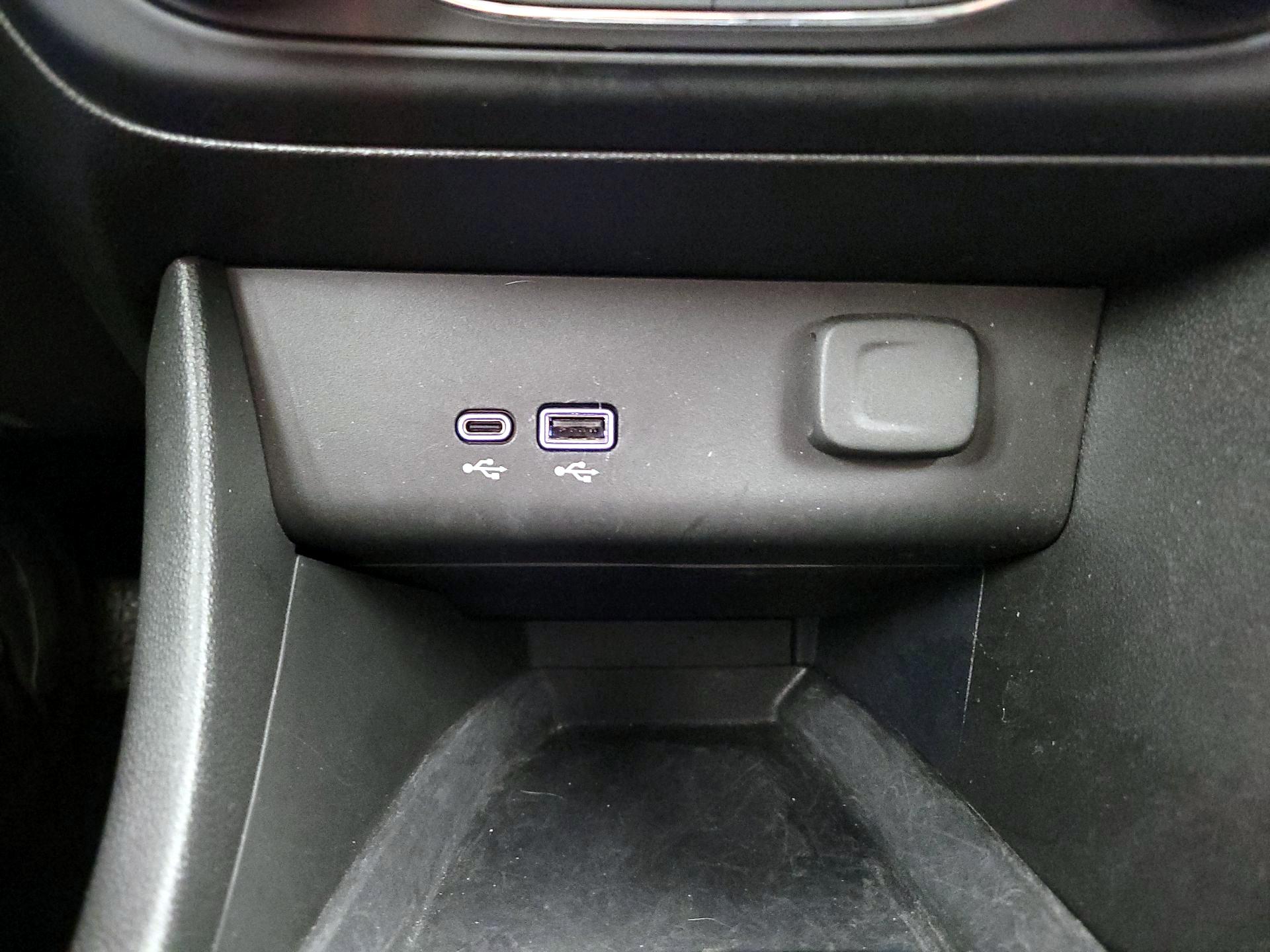 Thumbnail: 2025 Buick Encore GX - 18