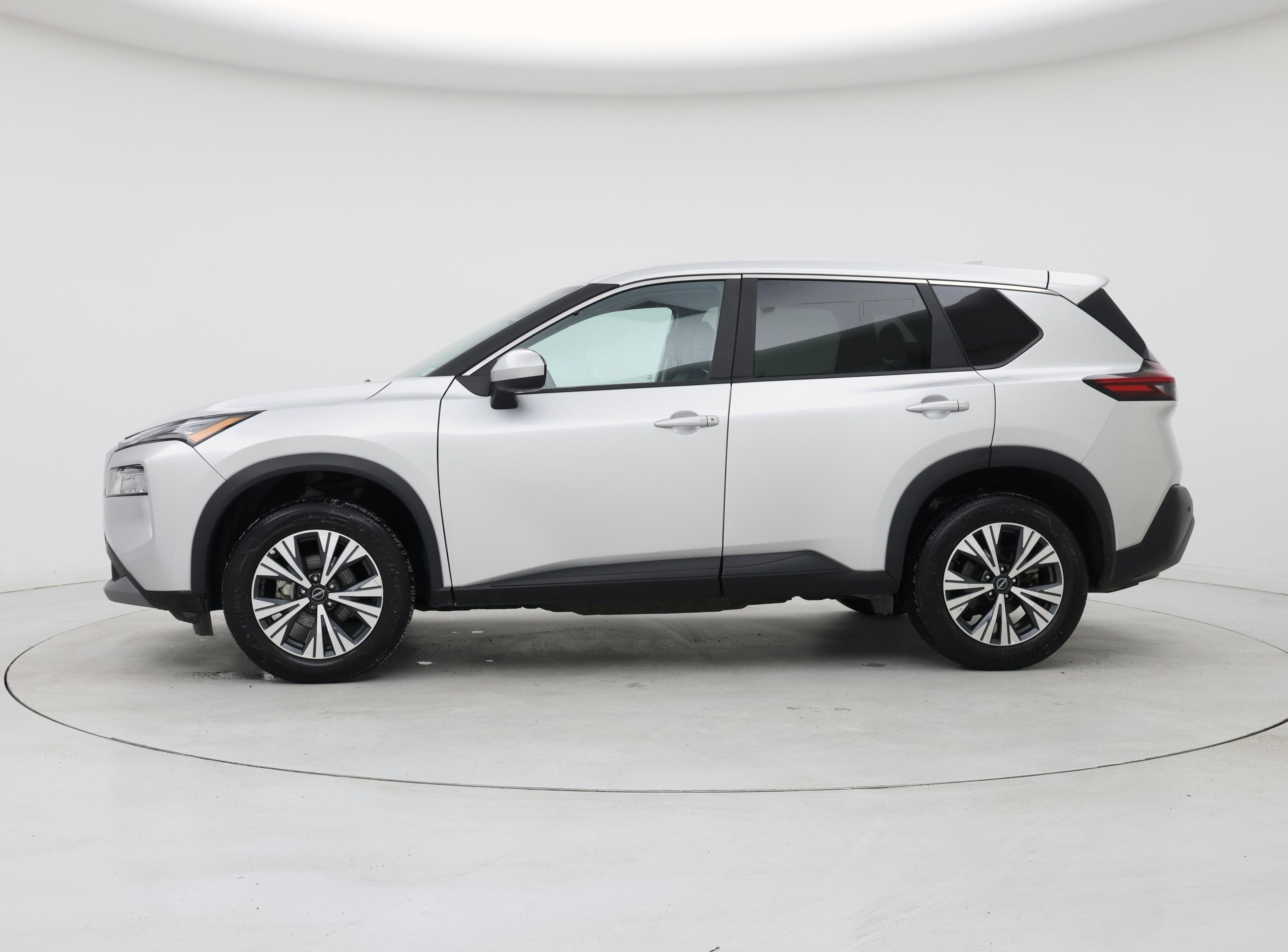 Thumbnail: 2023 Nissan Rogue - 3