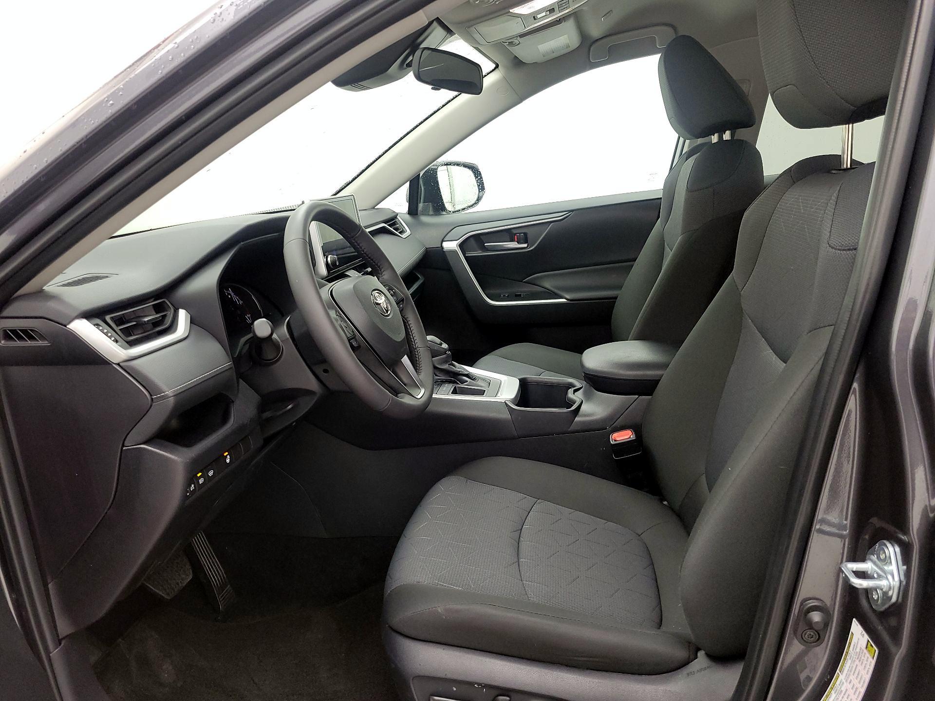 Thumbnail: 2025 Toyota RAV4 - 11