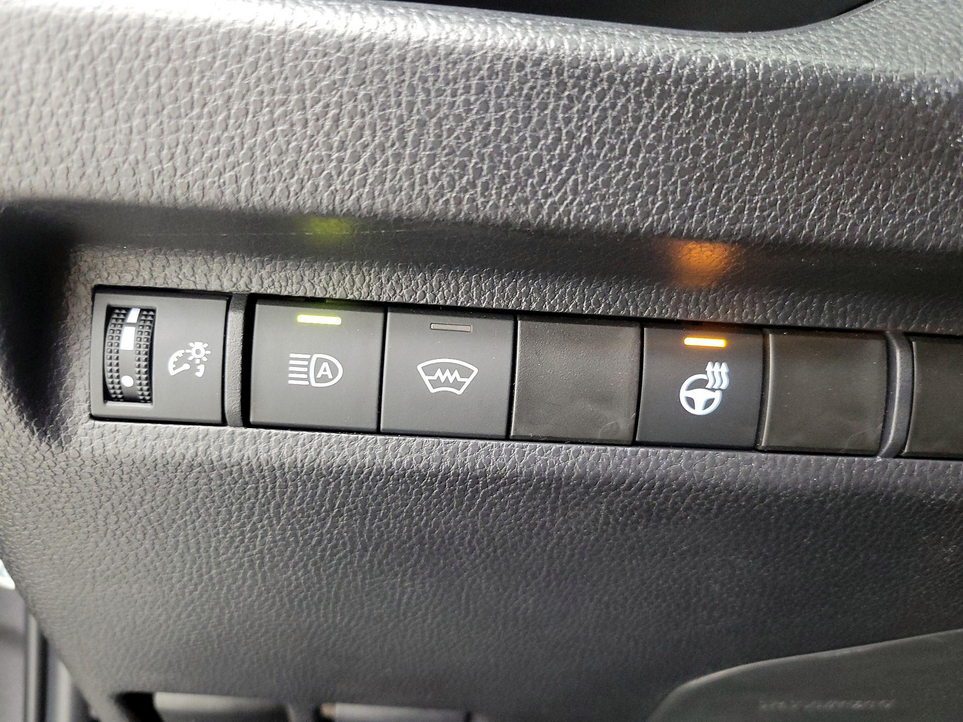 Thumbnail: 2025 Toyota RAV4 - 13