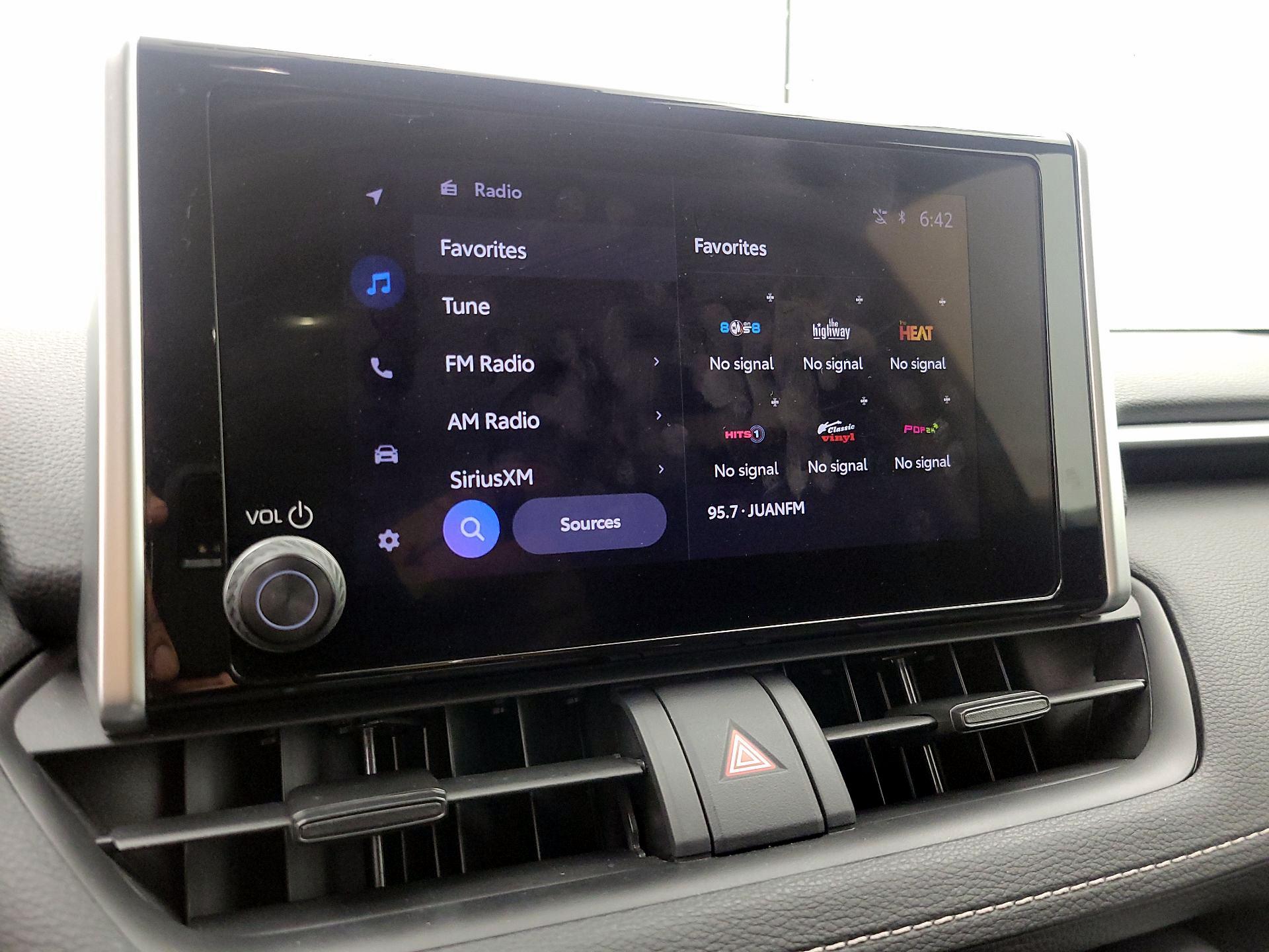 Thumbnail: 2025 Toyota RAV4 - 15