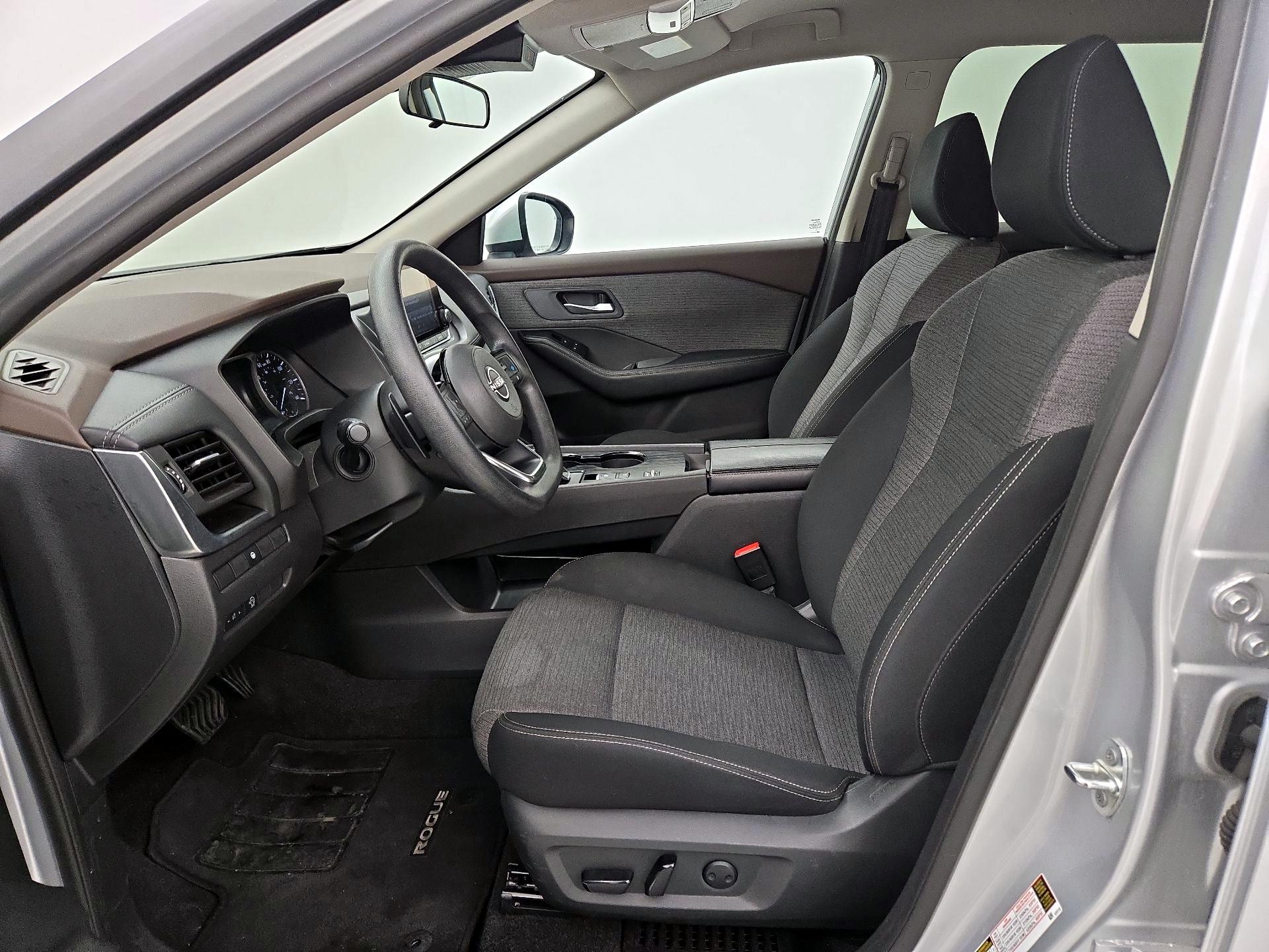 Thumbnail: 2023 Nissan Rogue - 11