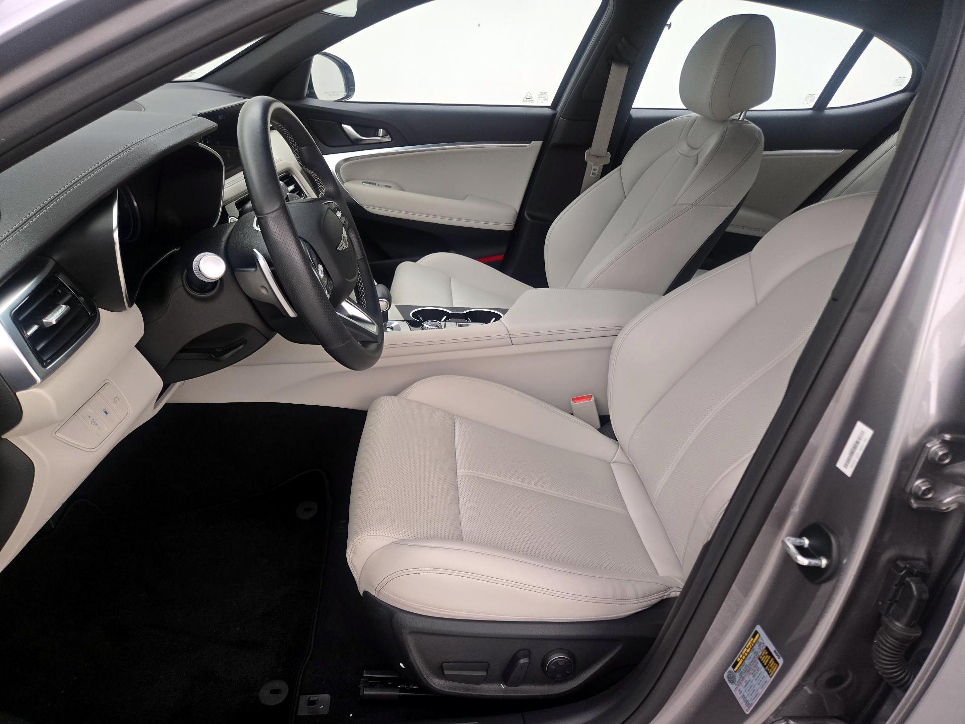 Thumbnail: 2025 Genesis G70 - 11