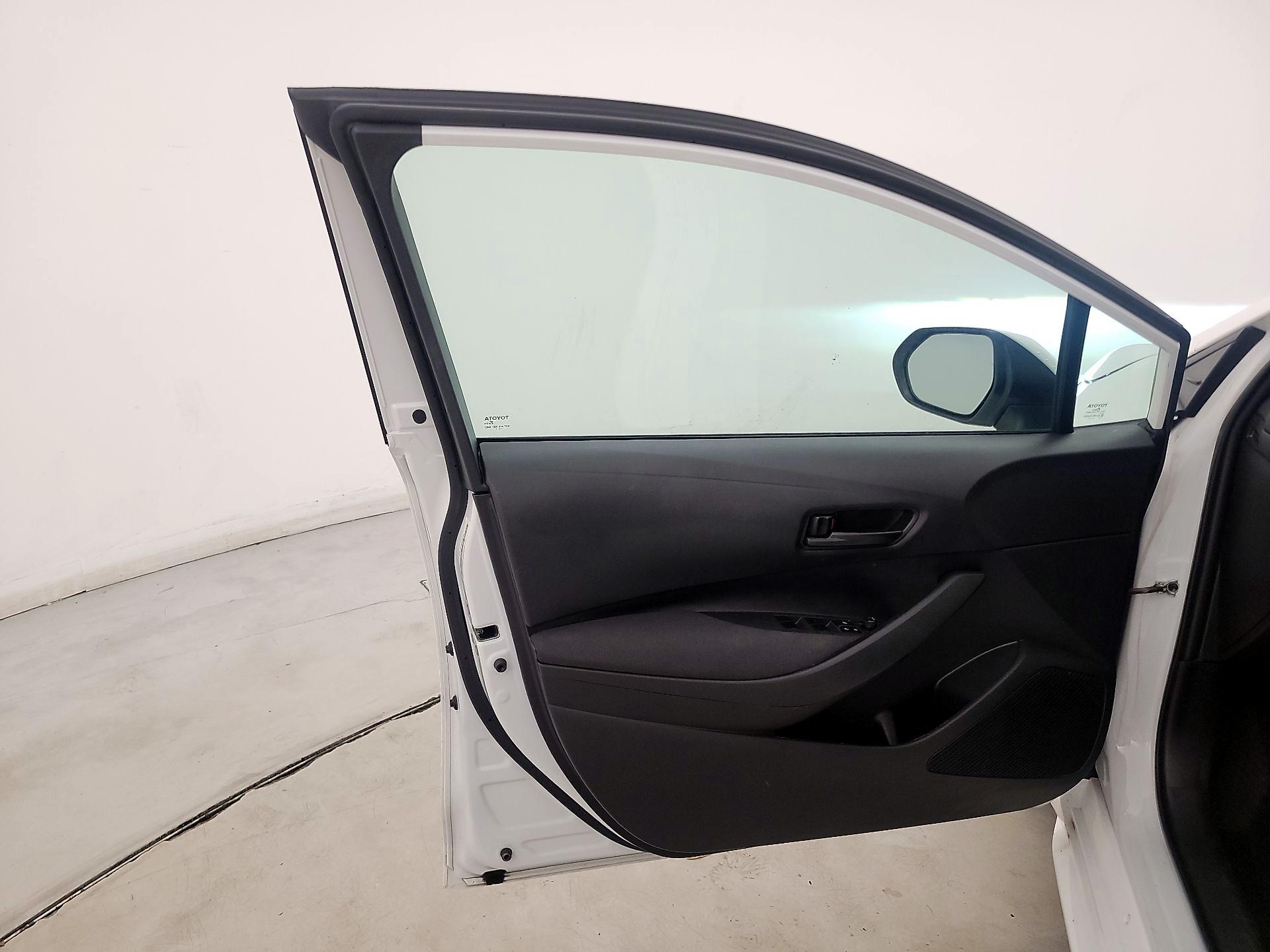 Thumbnail: 2024 Toyota Corolla - 12