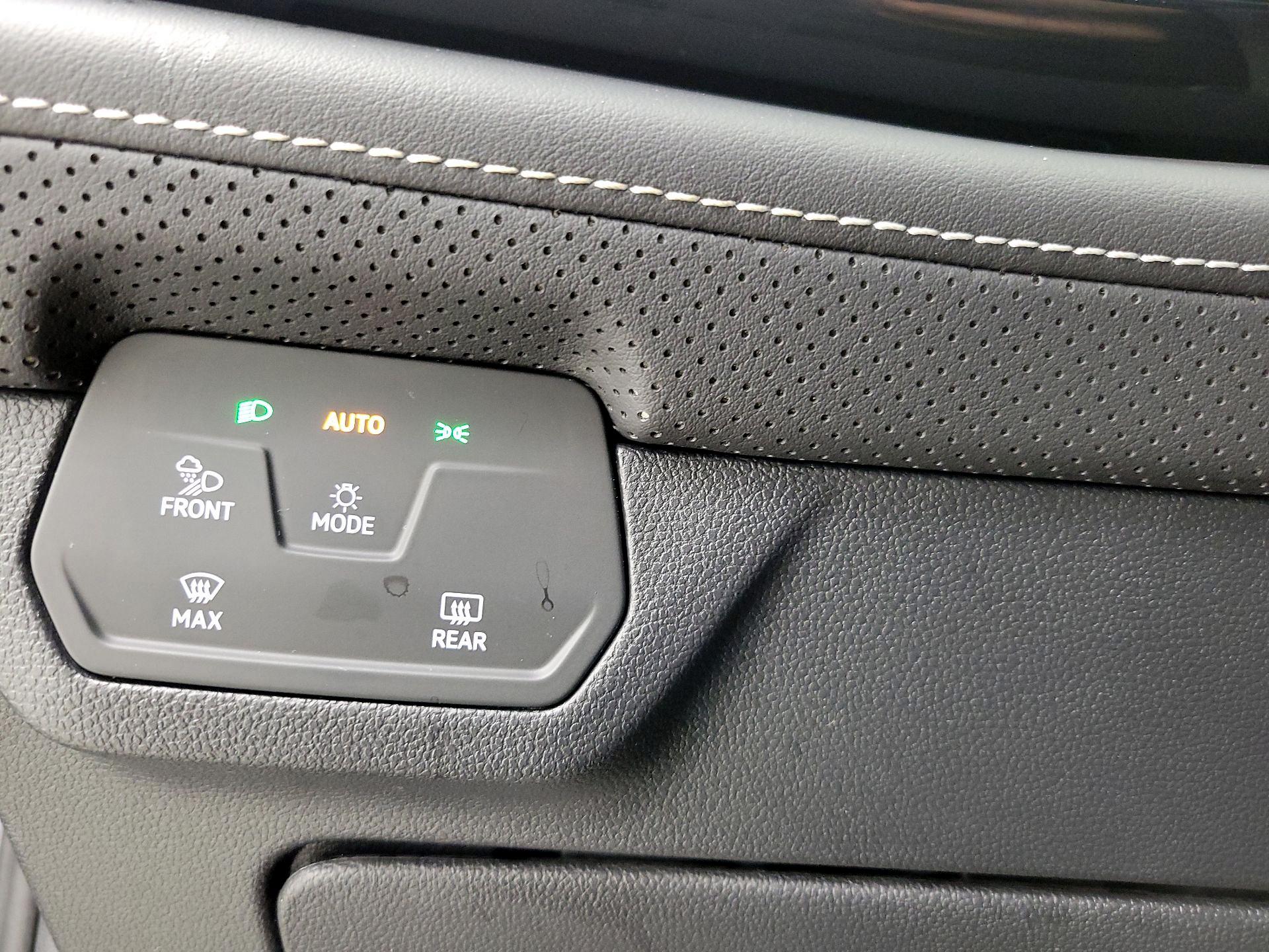 Thumbnail: 2025 Volkswagen Atlas - 13