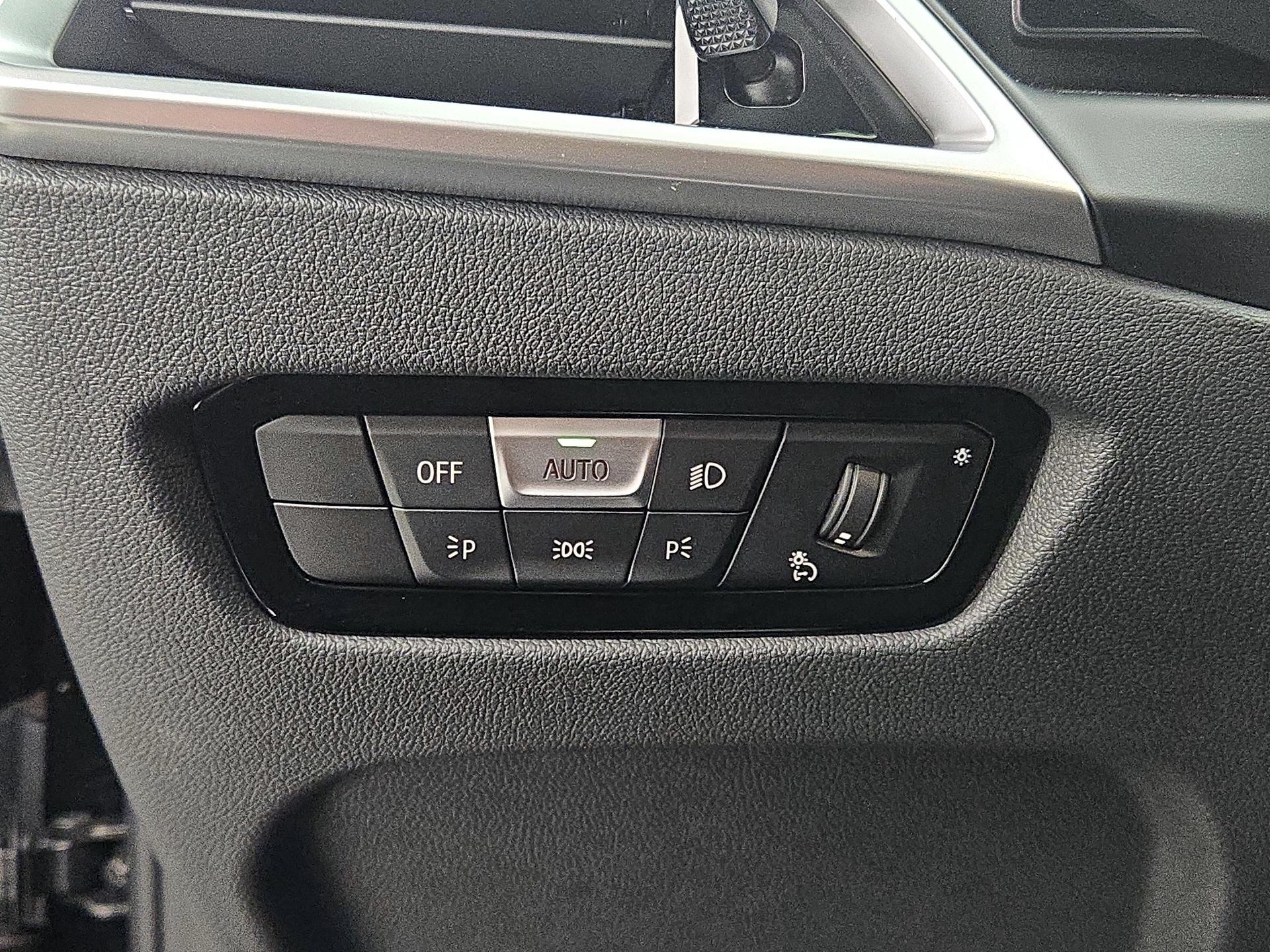 Thumbnail: 2025 BMW 4 Series - 13