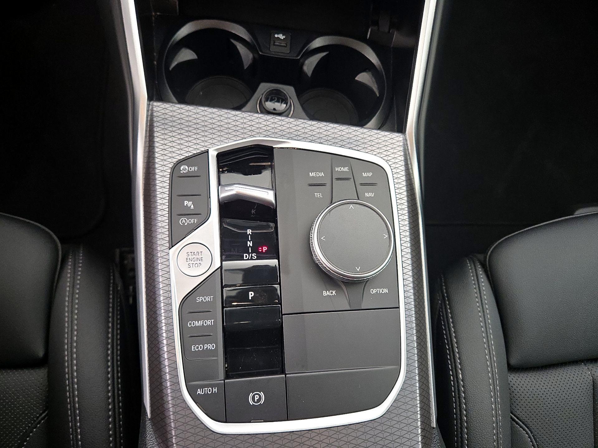 Thumbnail: 2025 BMW 4 Series - 18