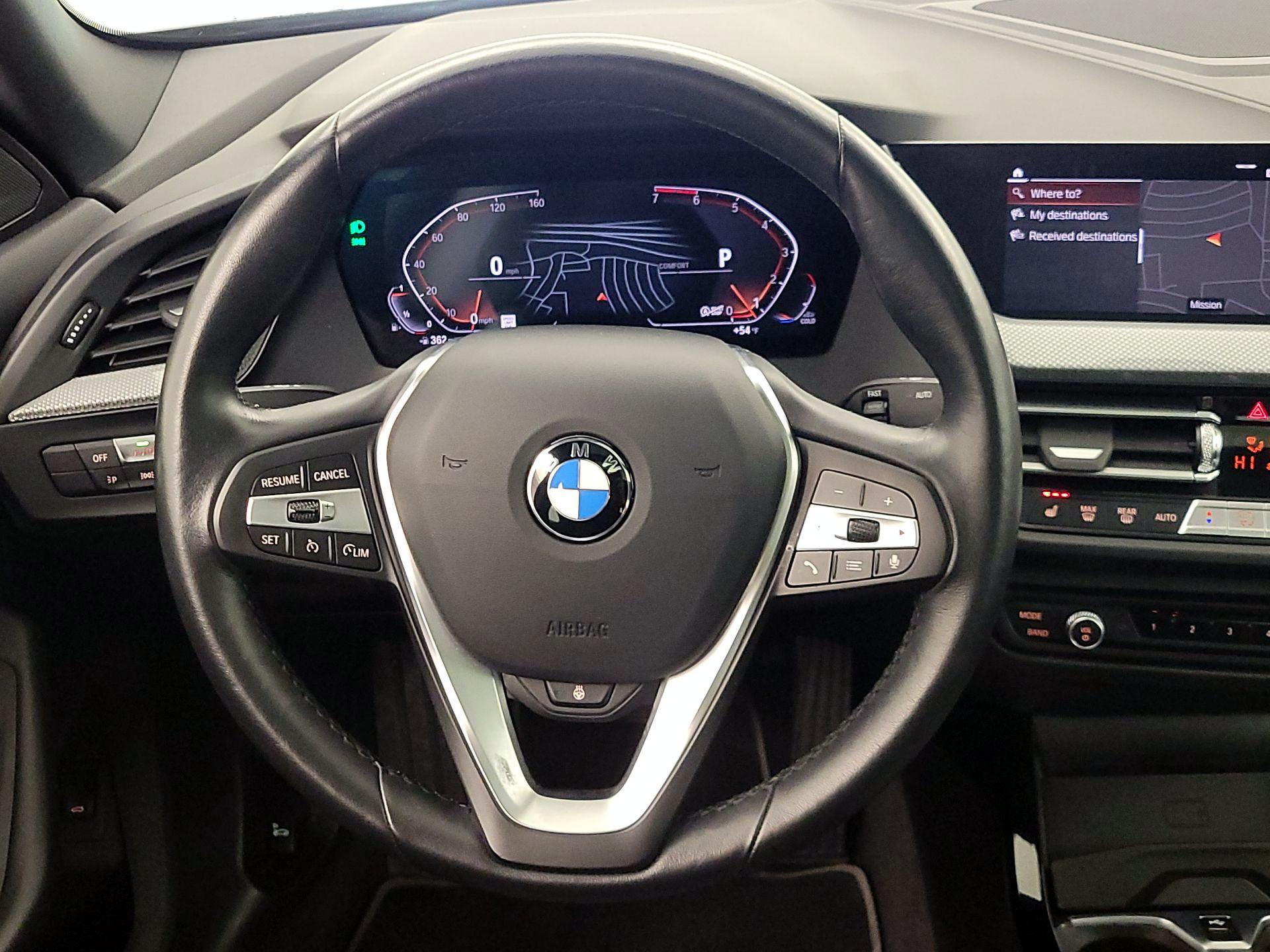 Thumbnail: 2024 BMW 2 Series - 10