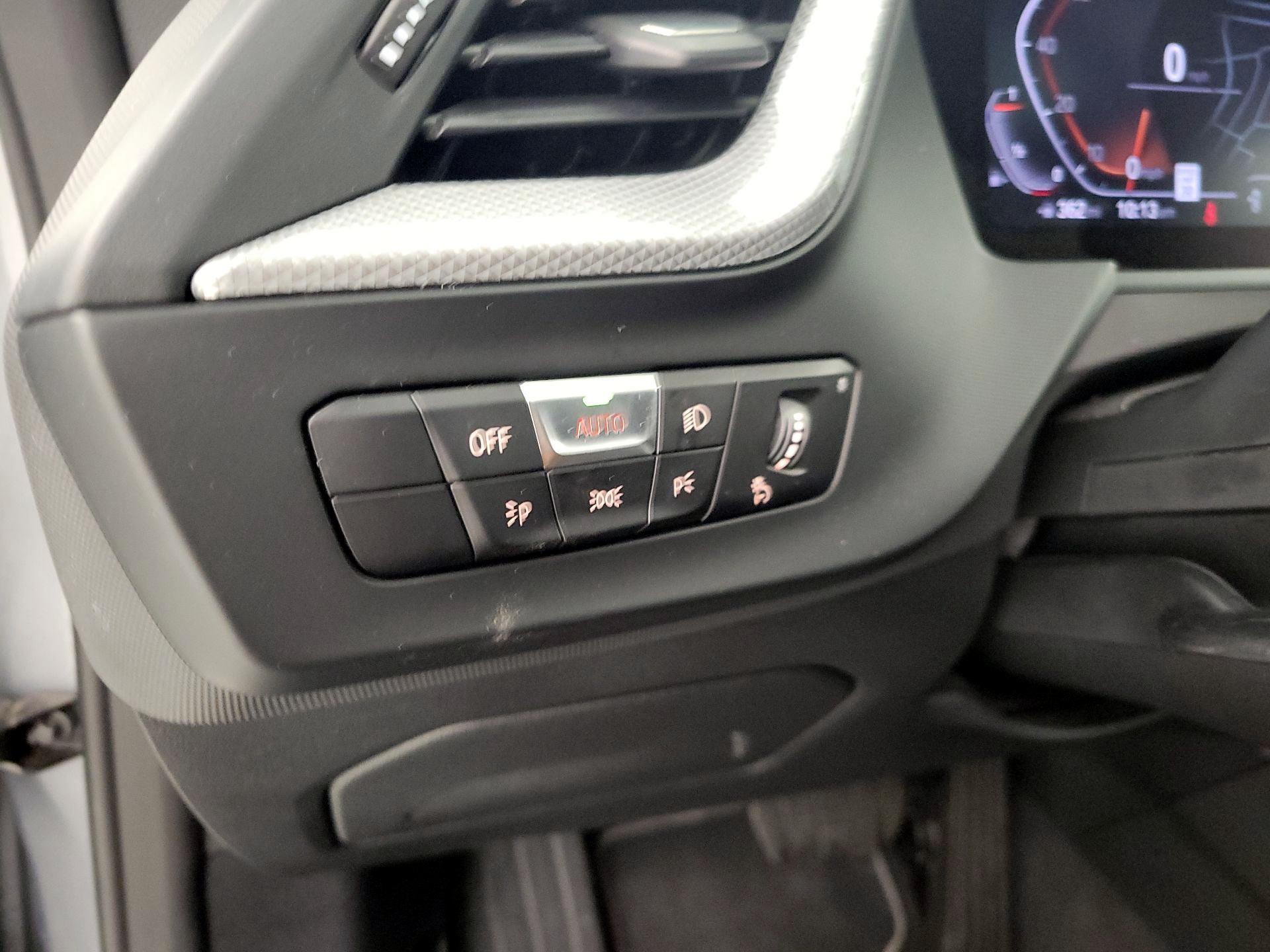 Thumbnail: 2024 BMW 2 Series - 13