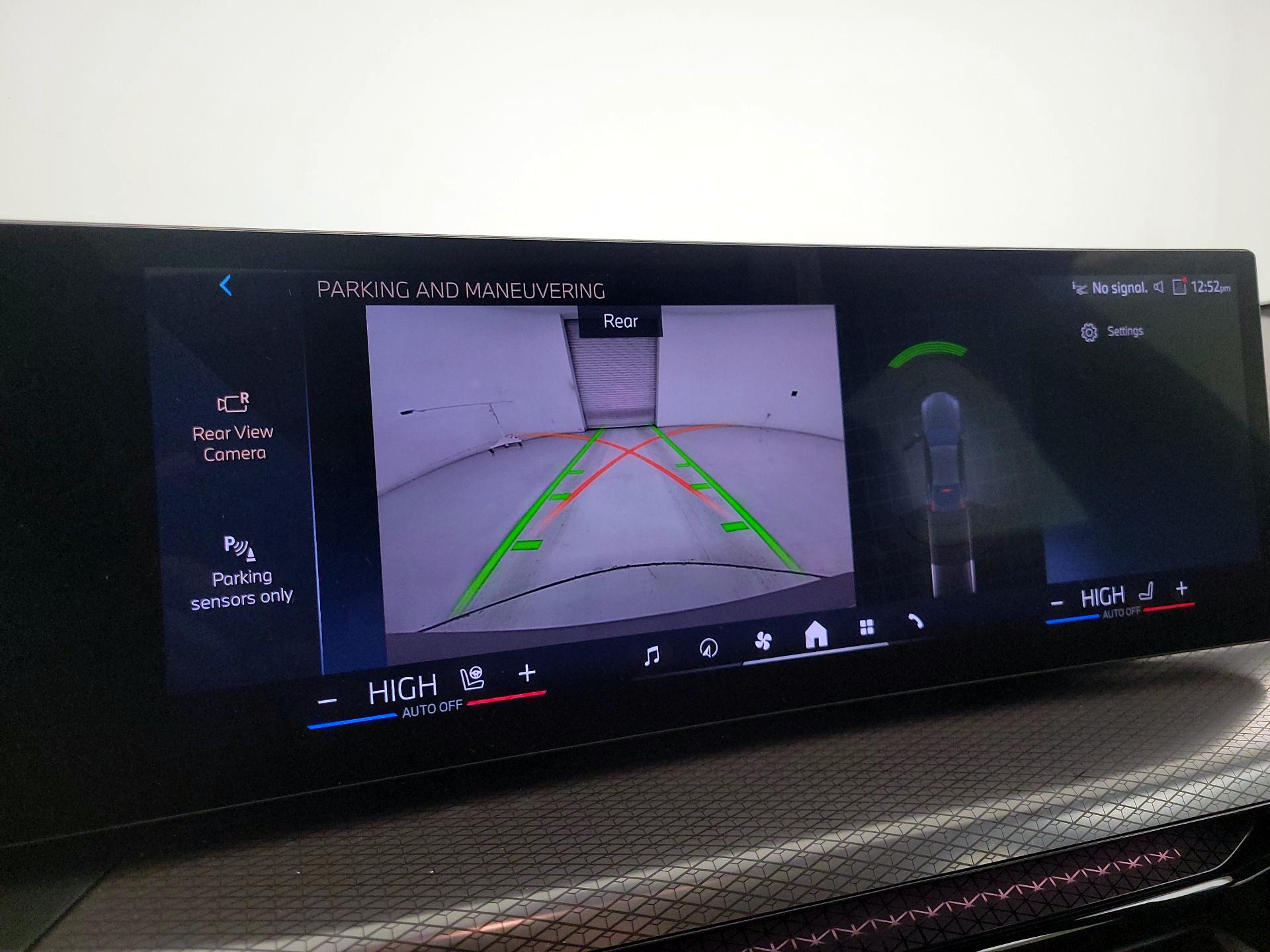 Thumbnail: 2025 BMW 4 Series - 15