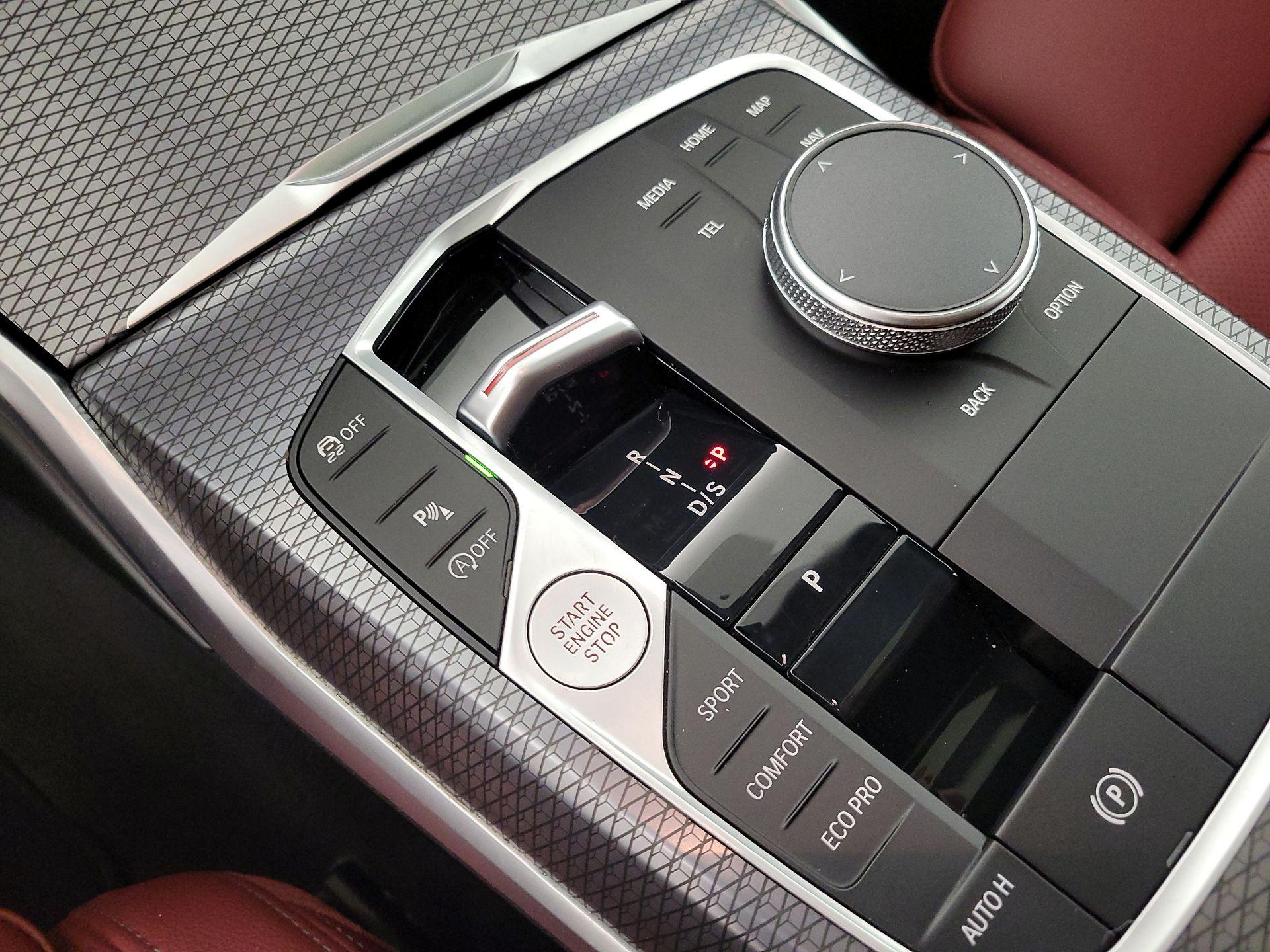 Thumbnail: 2025 BMW 4 Series - 18